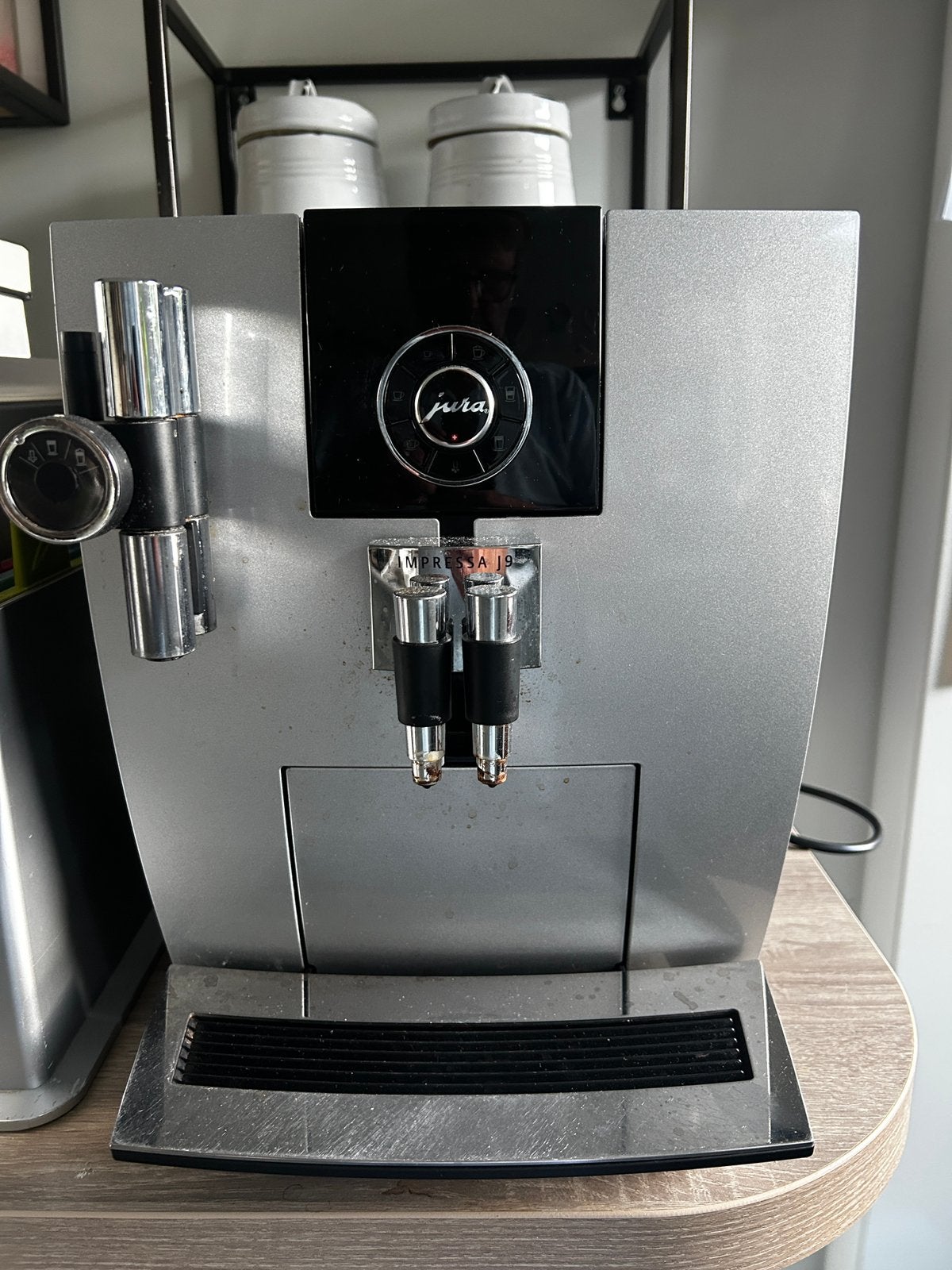 Jura Impressa J9.2 zilvergrijs, Ophalen, Gebruikt, 10 kopjes of meer, Koffiemachine