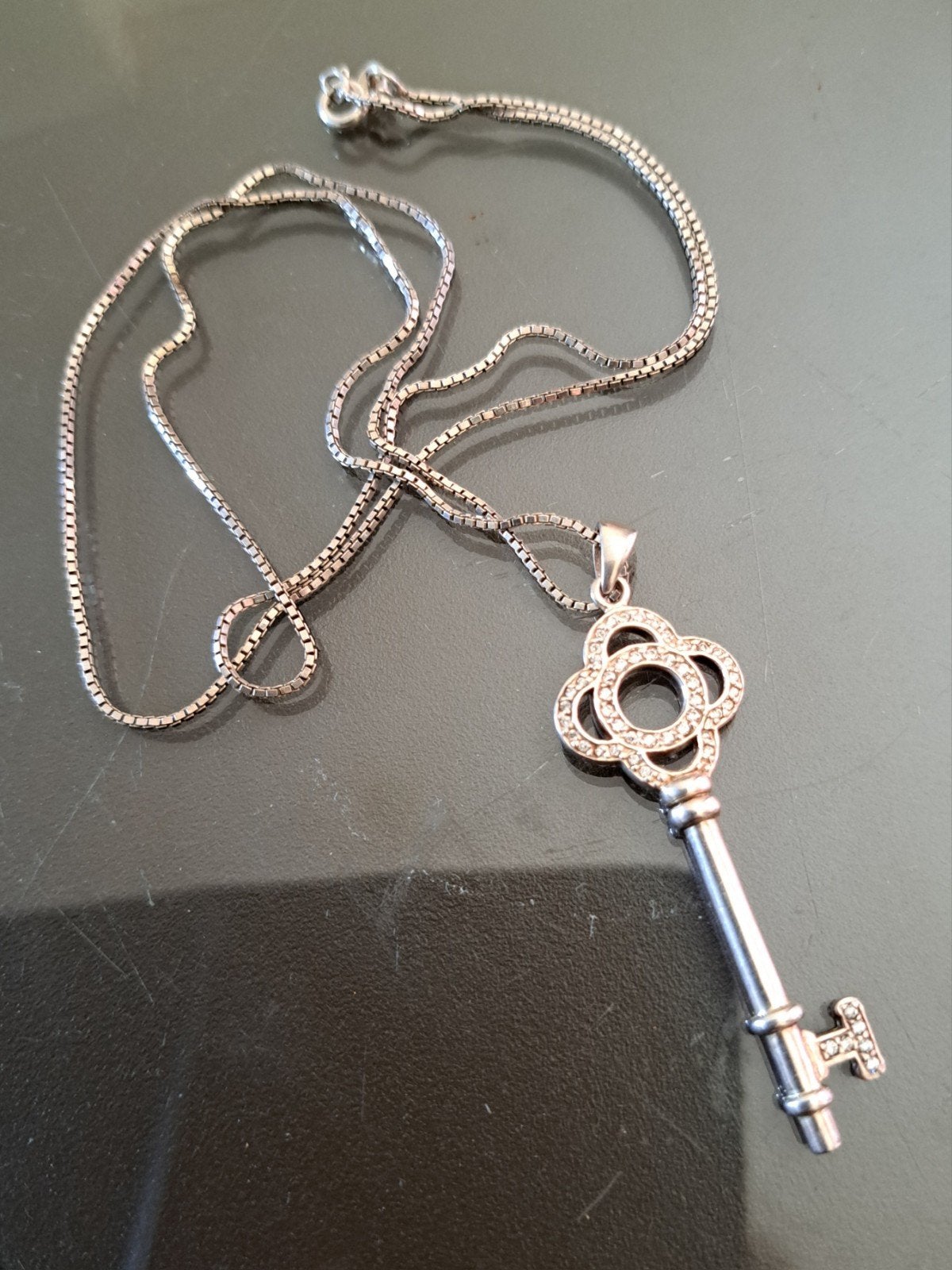 zilveren ketting met zilveren hanger, Verzenden, Zilver, Zilver