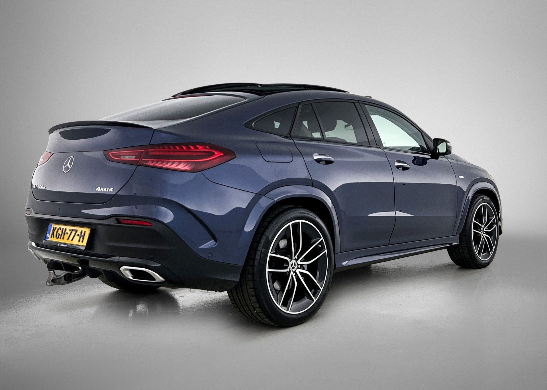 Mercedes-Benz GLE Coupé 400 e 4MATIC AMG Plug-In Hybride |, 12 maanden, Gebruikt, 4 cilinders, Blauw