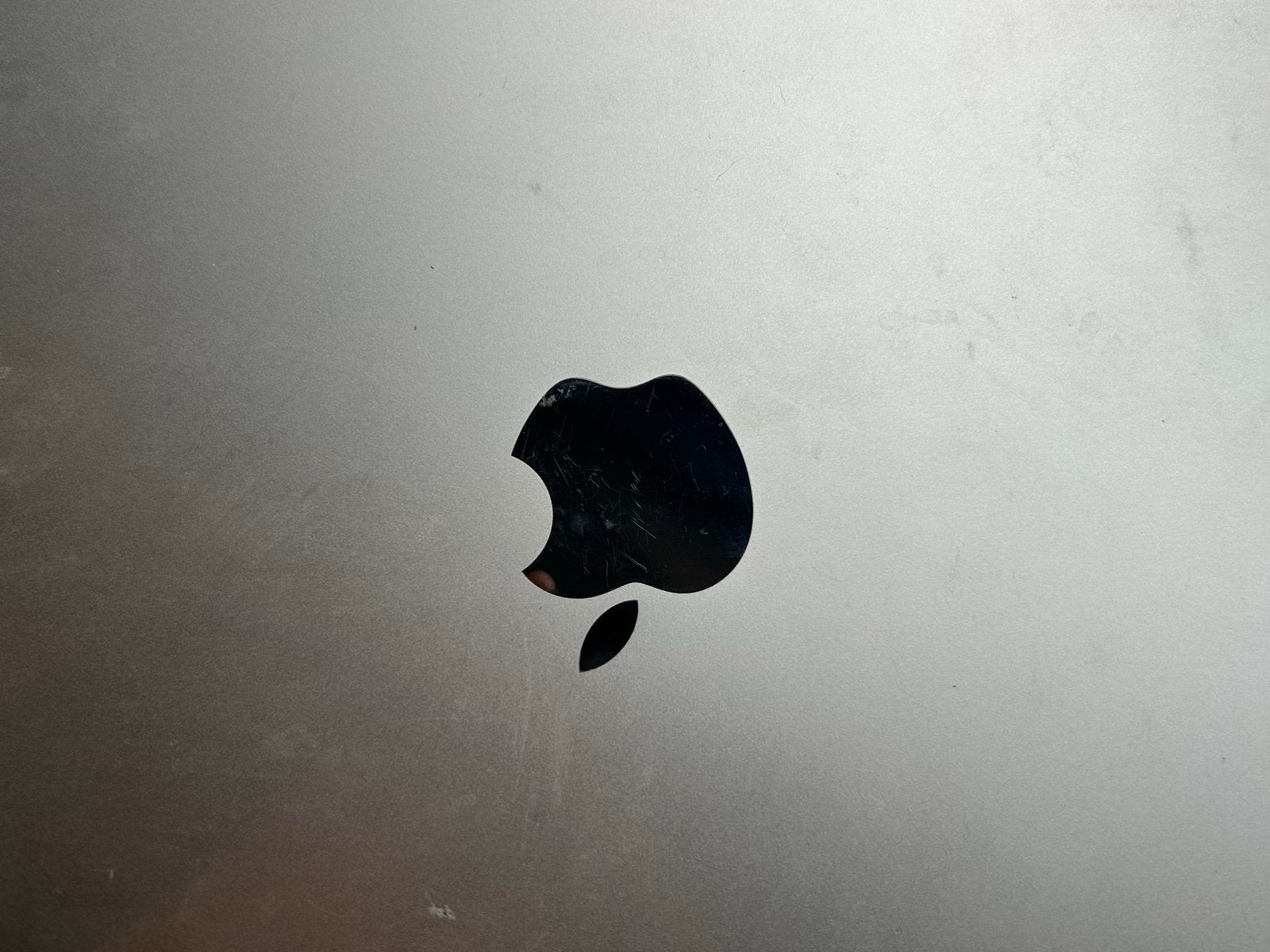 Foto 4 van MacBook Air (2022) DEFECT