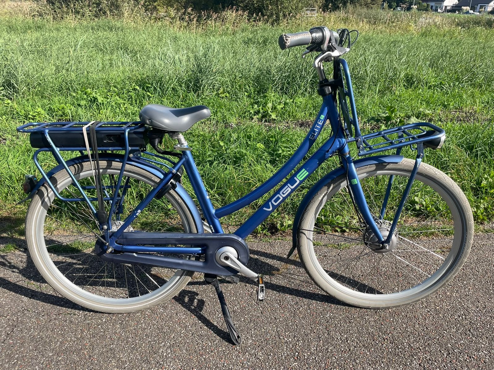 Vogue Elite elektrische fiets goede staat, Versnellingen, Zo goed als nieuw, 50 tot 53 cm, Ophalen