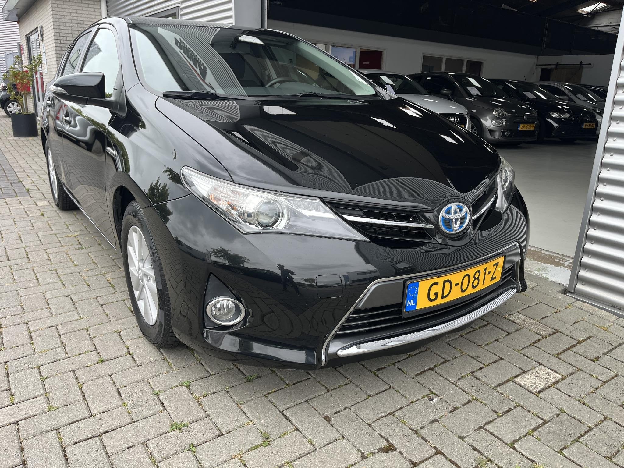 Toyota Auris 1.8 Hybrid Aspiration, Auto's, Gebruikt, Euro 6, 4 cilinders, Zwart