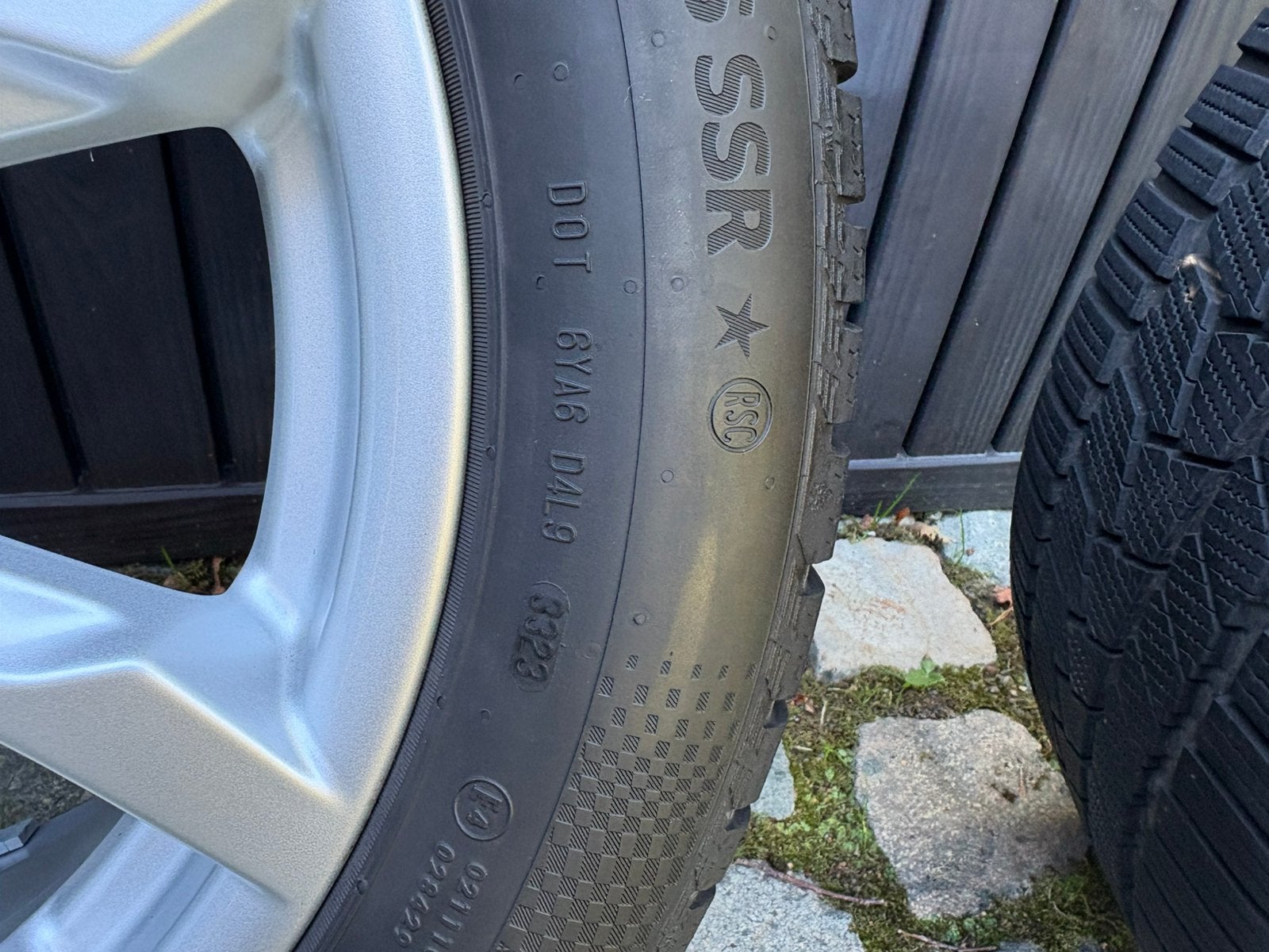 Foto 15 van BMW 19" 691 X3 G01 X4 G02 Winterset Conti Runflat + TPMS