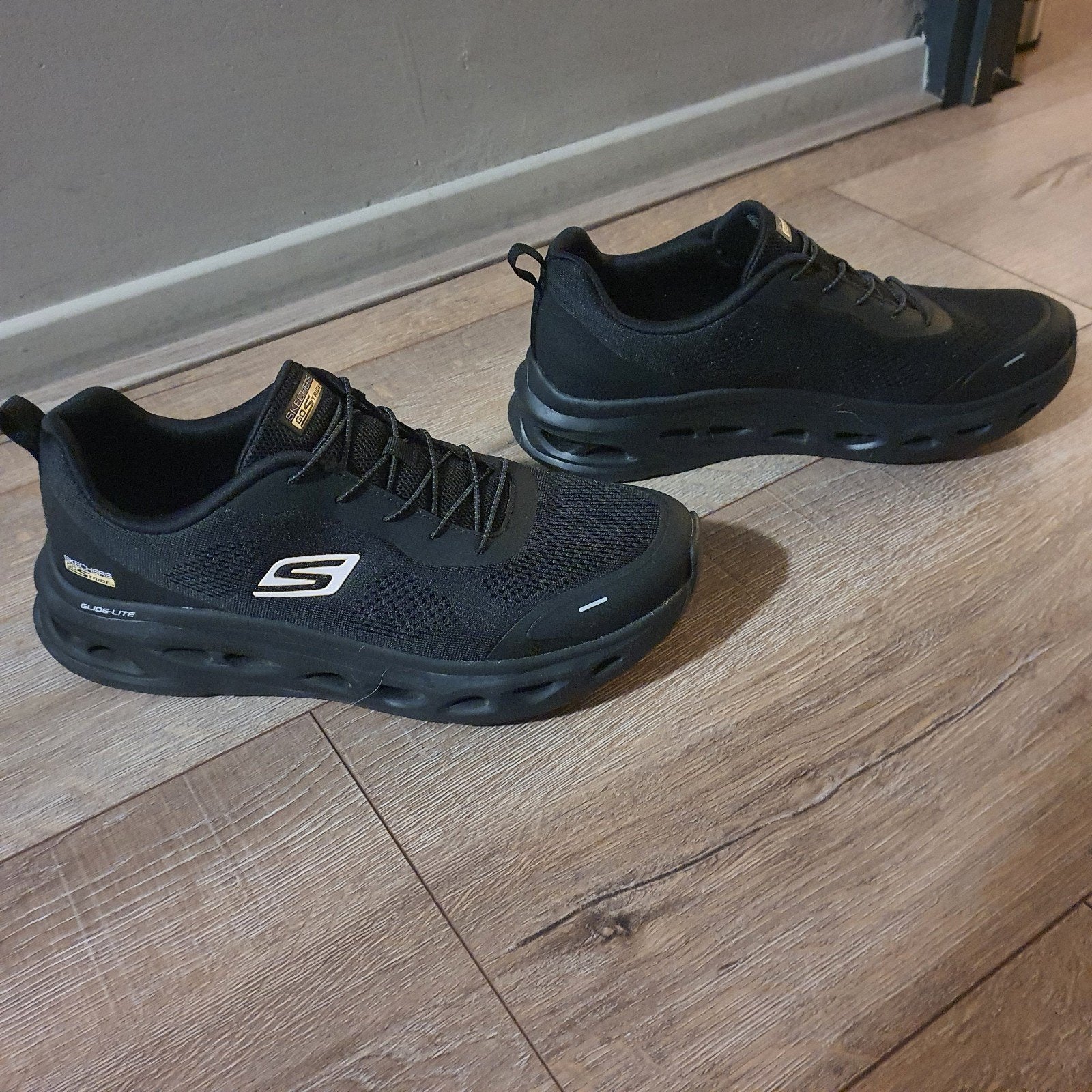 Zwarte Skechers sneakers, maat 40, Kleding | Heren, Zwart, Nieuw, Ophalen of Verzenden, Sneakers of Gympen