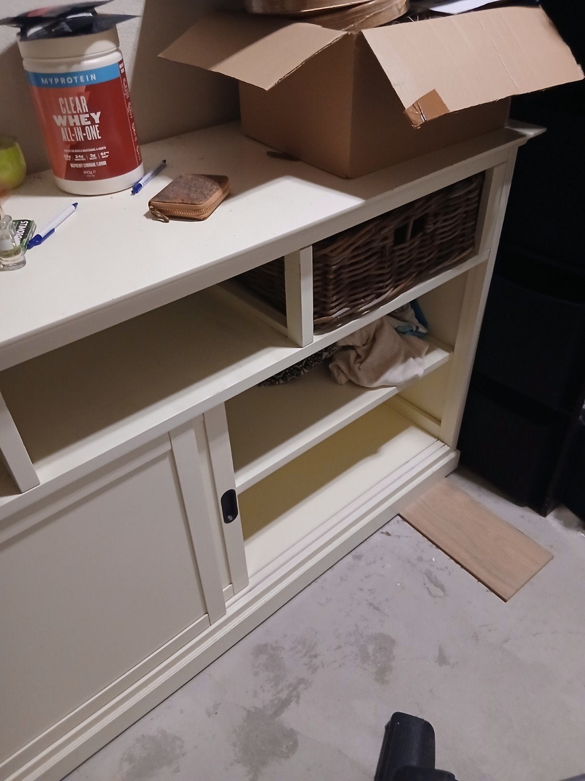 mooie witte gebruikte kast met 3 mandjes, Ophalen, Gebruikt