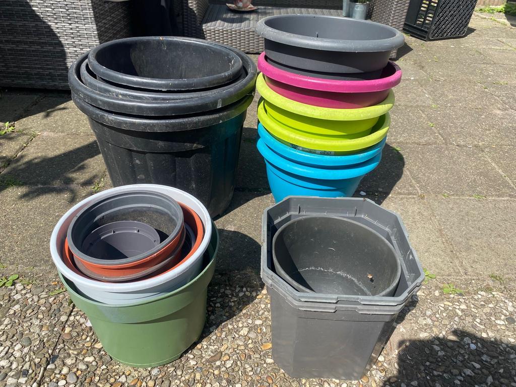 bloempotten, Tuin en Terras, Kunststof, Gebruikt, 40 cm of meer, Rond