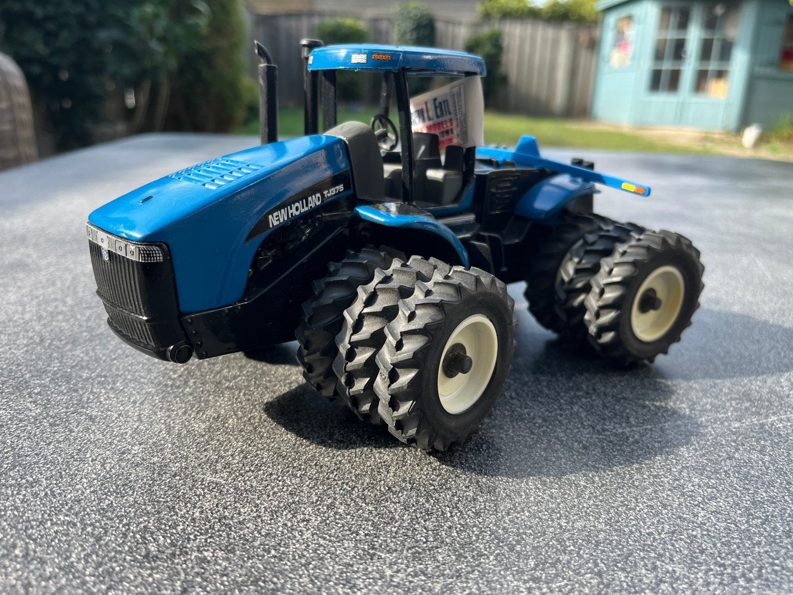 New Holland TJ 365 kniktrekker Scale Models, Ophalen of Verzenden, Zo goed als nieuw, Tractor of Landbouw, Overige merken