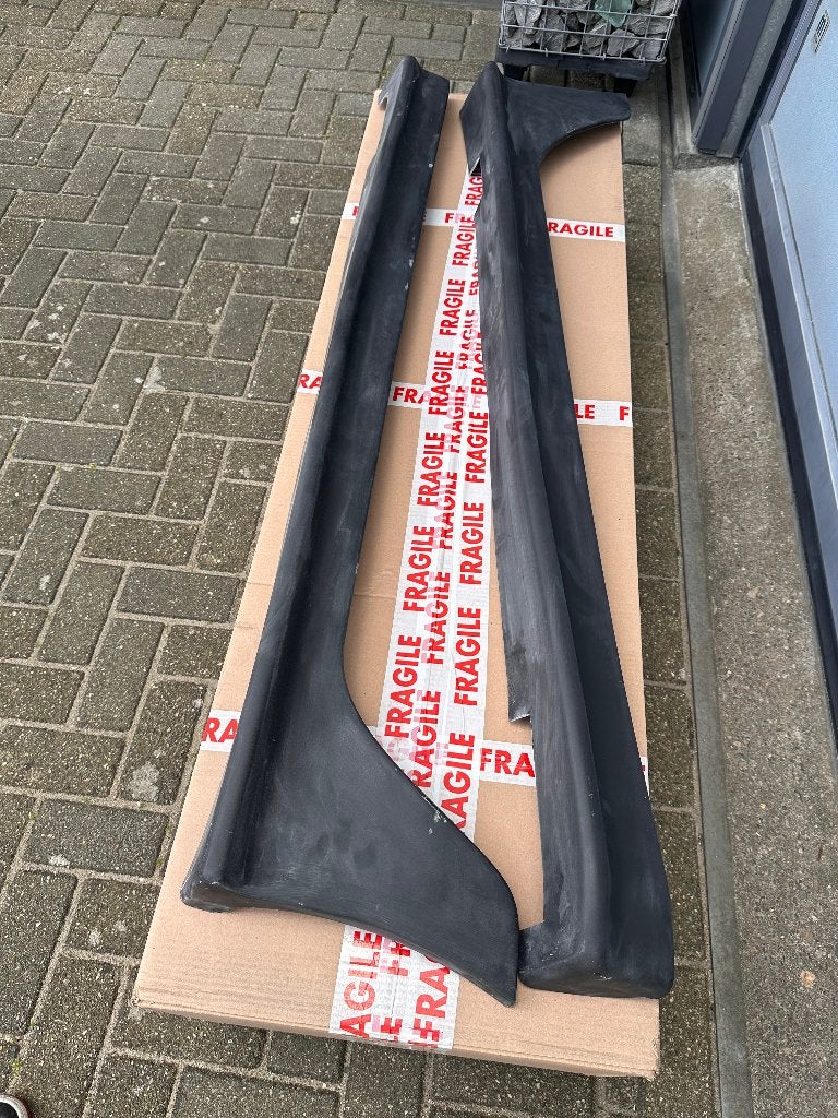 HKS Style FRP sideskirts skirts - Mazda Mx5 Mx-5 NA 89-97, Auto diversen, Ophalen of Verzenden