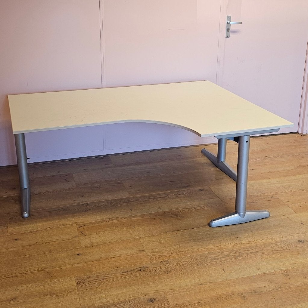 Kantoorbureau Wit – In Hoogte Verstelbaar – Hoekbureau, Ophalen, 160 cm, Gebruikt, 120 cm