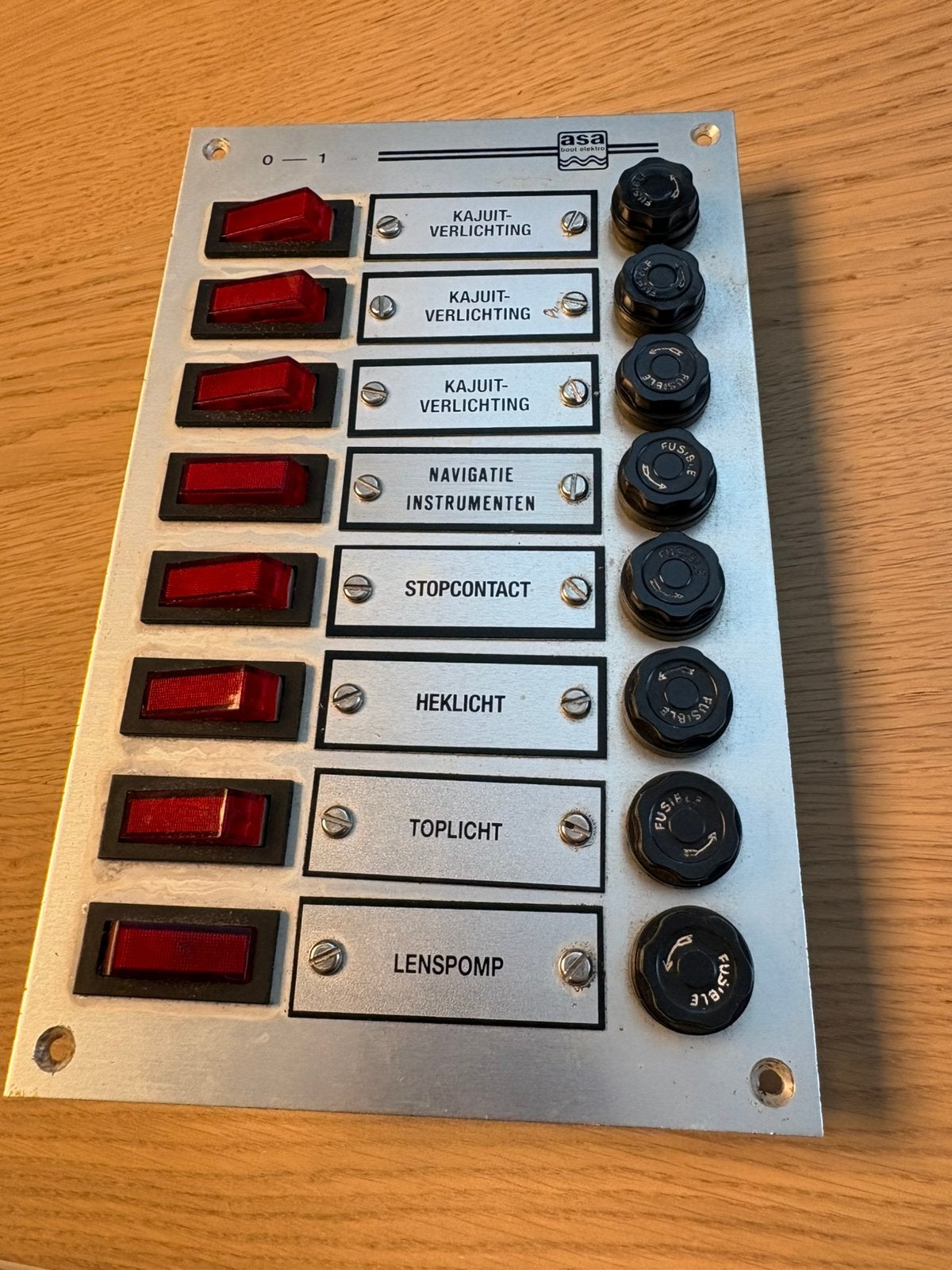 Schakelpaneel met 8 groepen, 12V / 24V - ASA boot elektro, Ophalen of Verzenden, Zo goed als nieuw, Overige typen