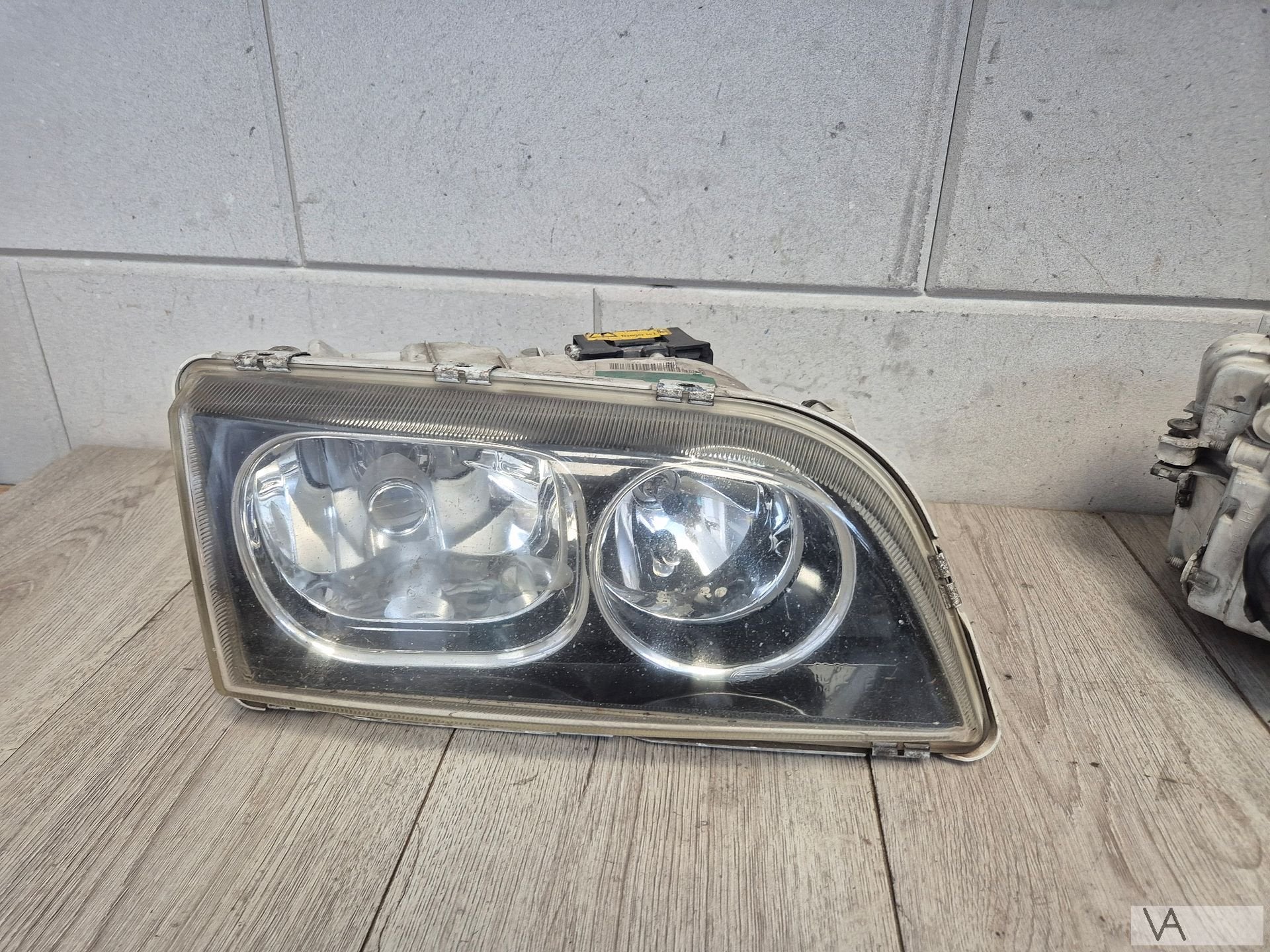 Koplamp rechts Volvo S40 en V40 XENON 2000 - 2004 met module, Gebruikt, -, -, Ophalen of Verzenden