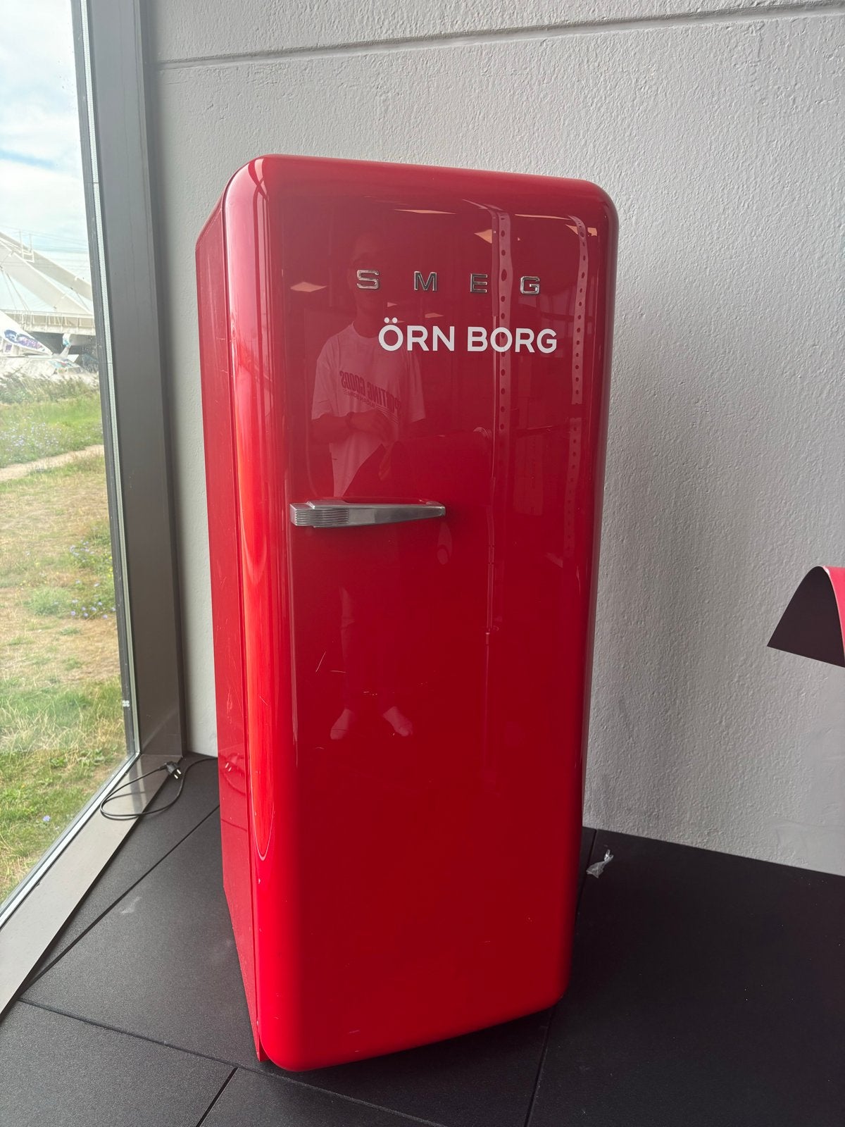 Smeg Koelkast Rood, Gebruikt, 75 tot 100 liter, 45 tot 60 cm, Met vriesvak