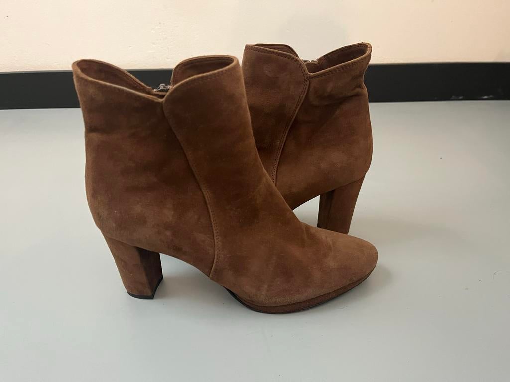 Bruine suède enkellaarzen van manfield maat 38, Ophalen of Verzenden, Gedragen, Bruin, Lage of Enkellaarzen
