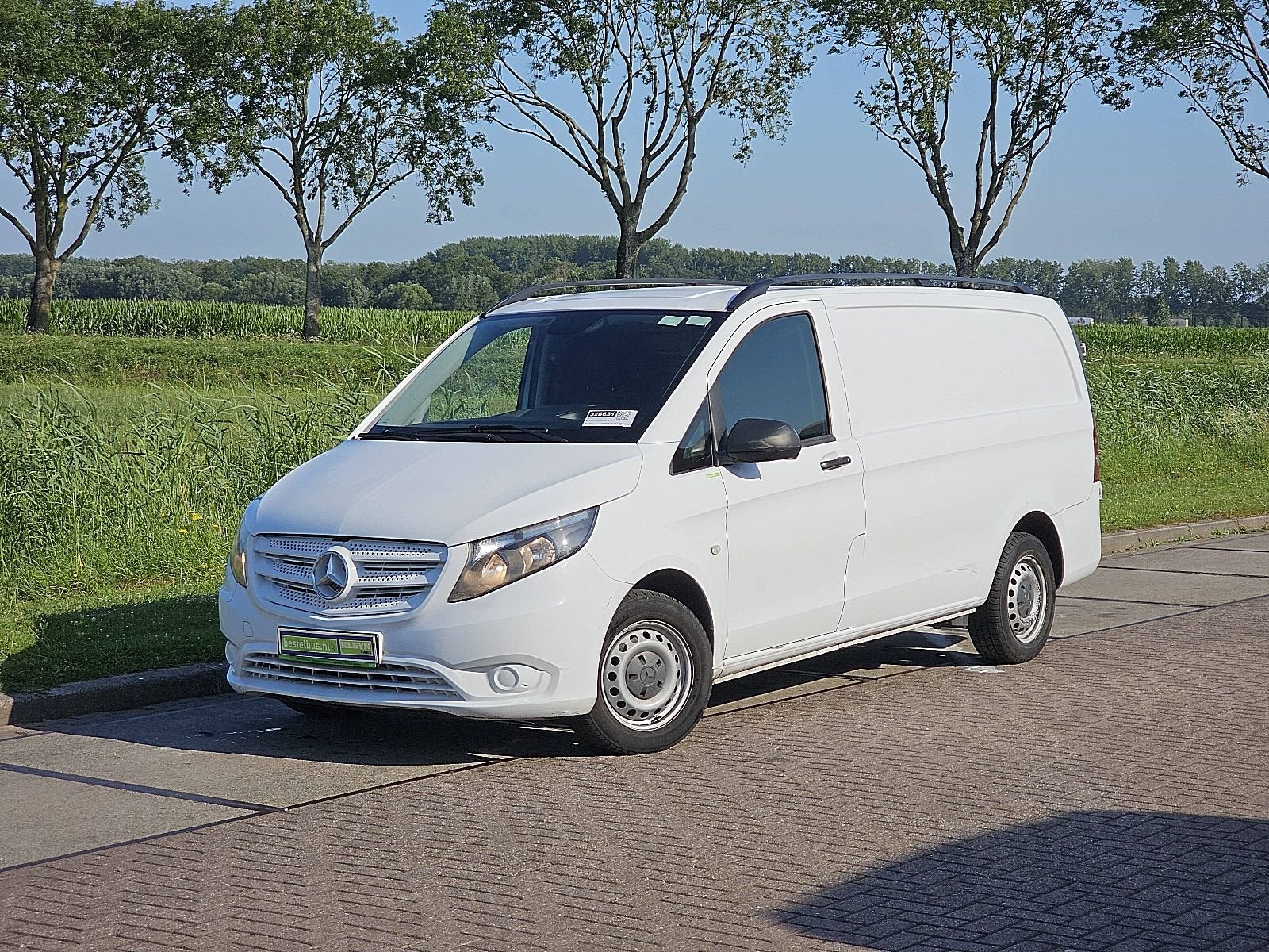 MERCEDES-BENZ VITO 111 l2 airco cruise trek, Auto's, Bestelauto's, Gebruikt, Euro 6, Wit, Mercedes-Benz