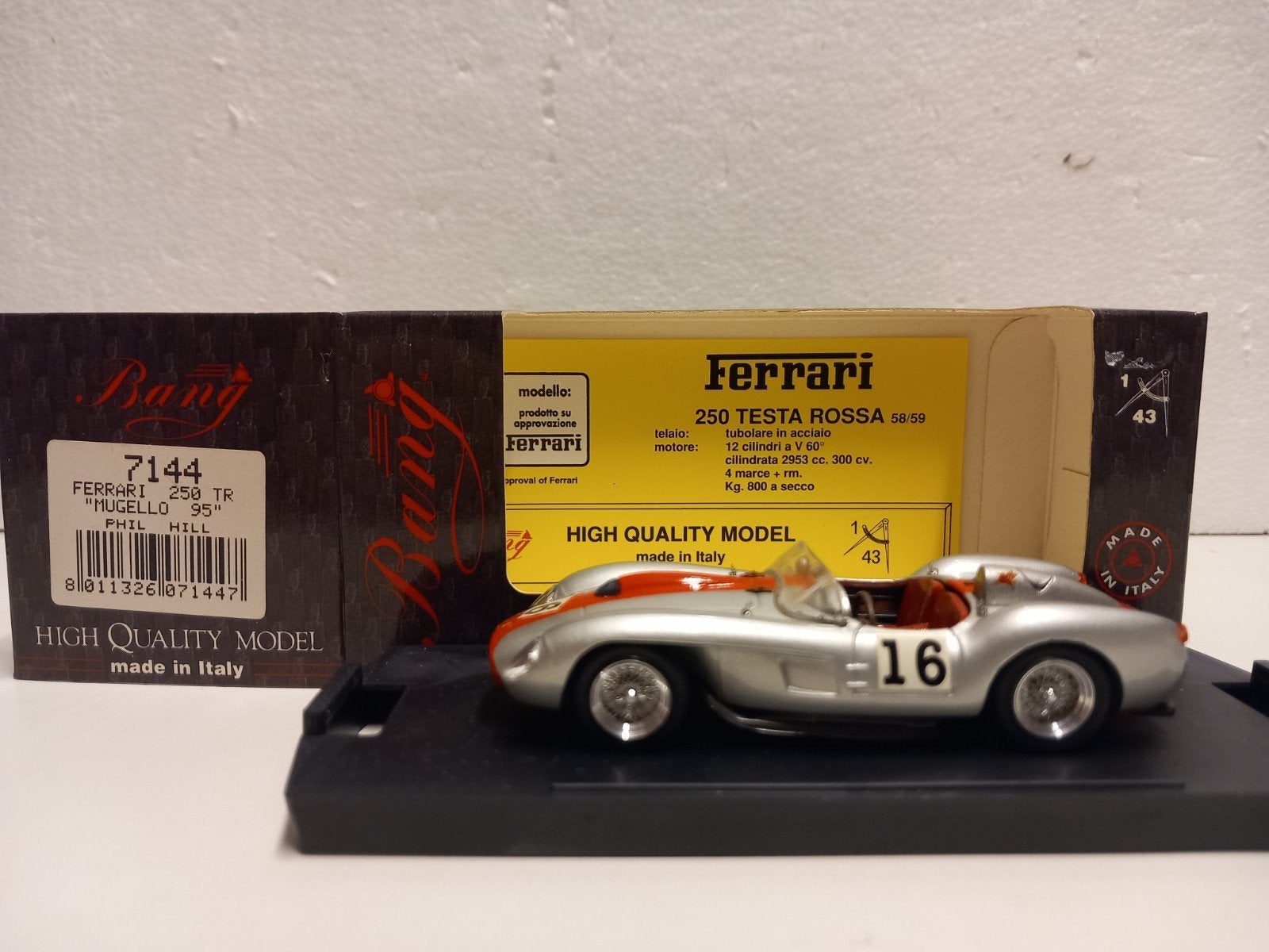 2x Bang 1:43 Ferrari 330 P4 & Ferrari 250 Testa Rossa, Ophalen of Verzenden, Zo goed als nieuw, Auto, Overige merken
