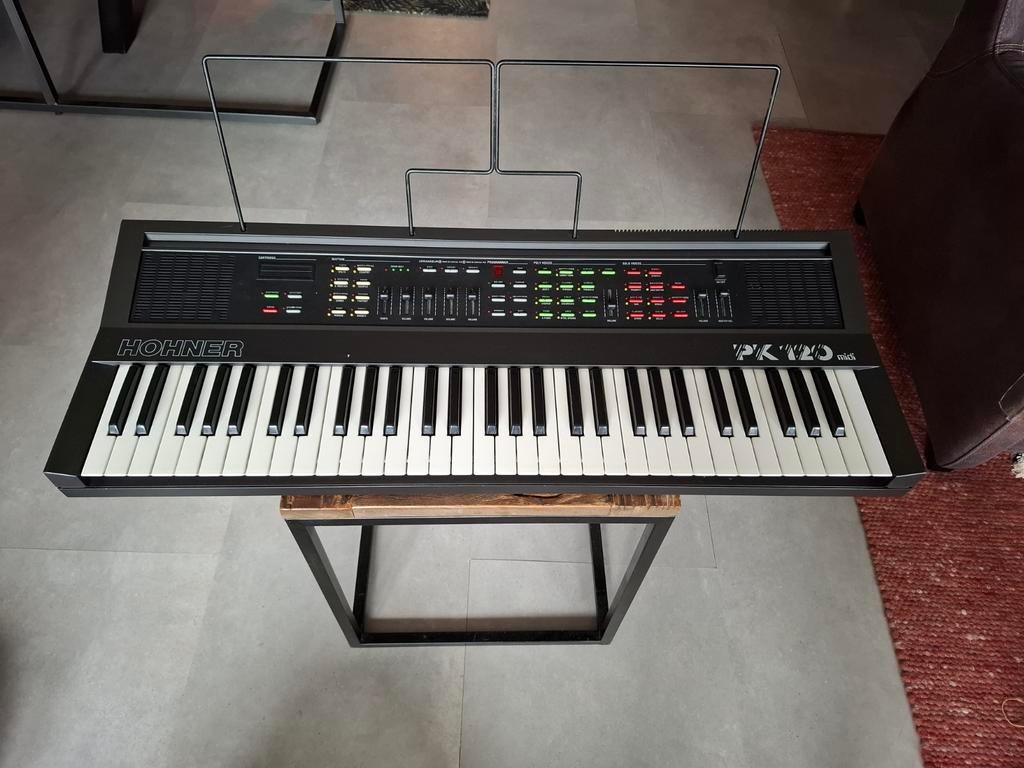 Mooie vintage Hohner PK120 Midi synthesiser/keyboard!, Muziek en Instrumenten, Keyboards, 61 toetsen, Midi-aansluiting, Zo goed als nieuw