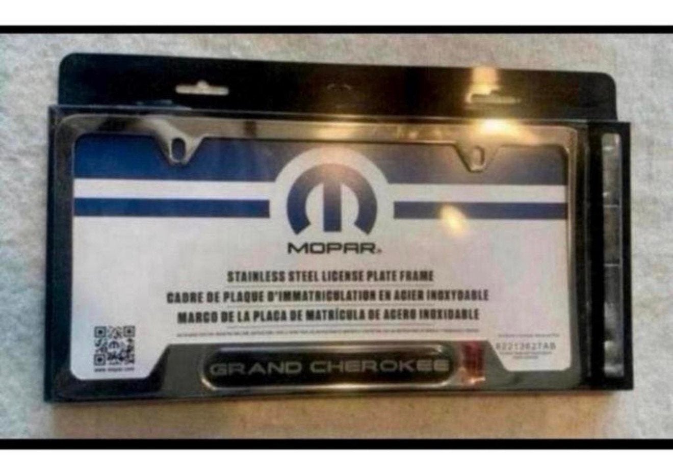2011-19 Jeep Grand Cherokee Mopar Chrome 18.2 kentekenhouder, Ophalen of Verzenden, H, H, H