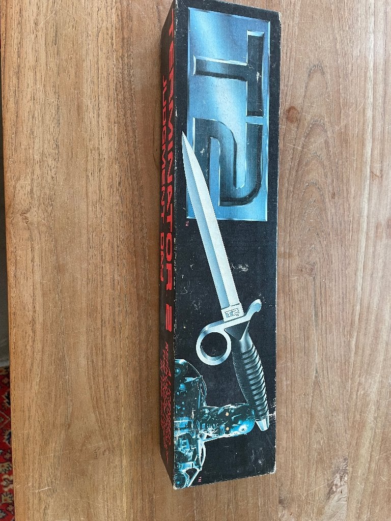 United Cutlery Terminator 2 Judgment Day knife life size, Ophalen of Verzenden, Zo goed als nieuw, Film, Beeldje, Replica of Model