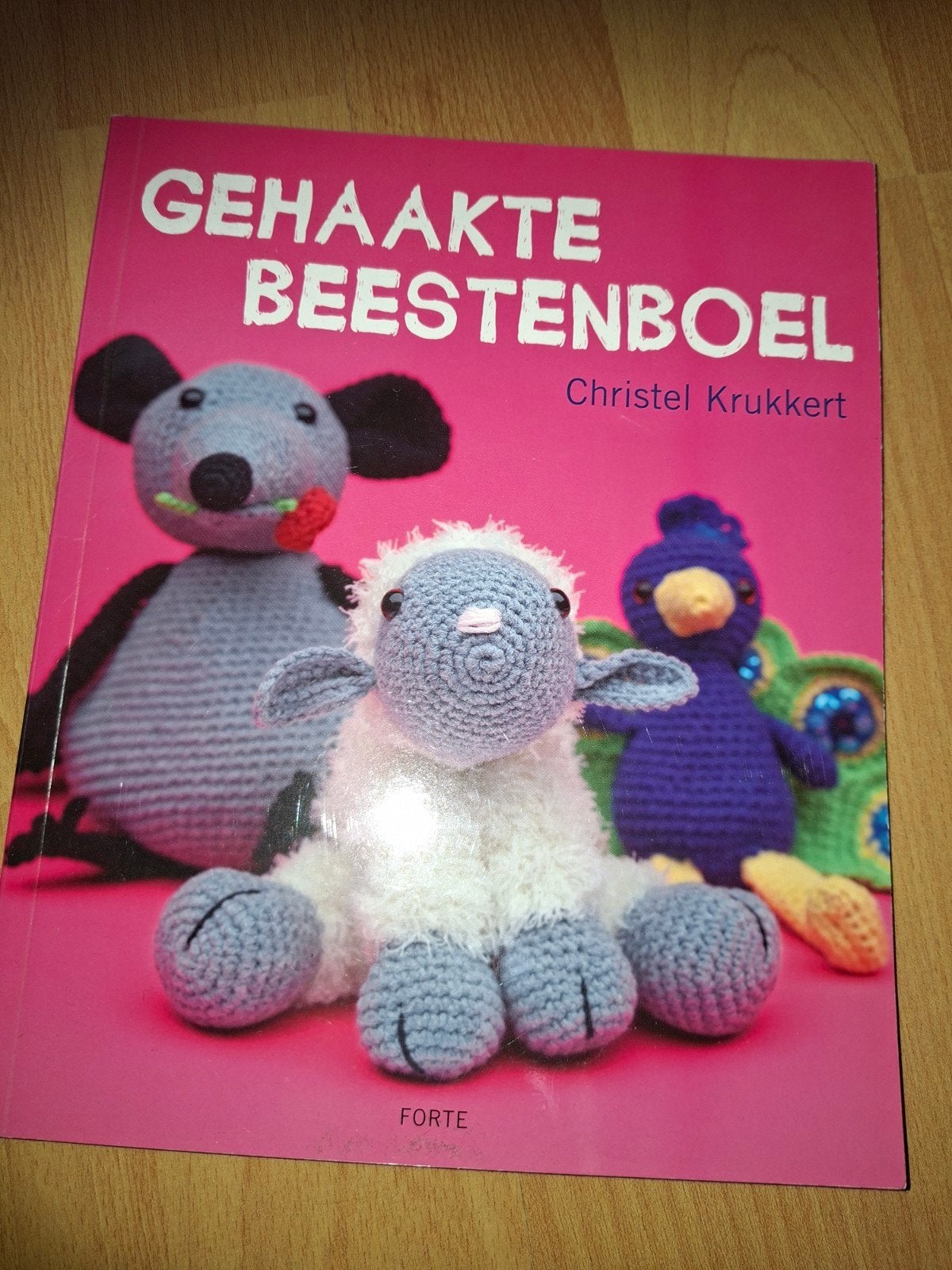 Gehaakte Beestenboel - Haakpatronenboek, Verzenden, Zo goed als nieuw, Haken, Patroon of Boek