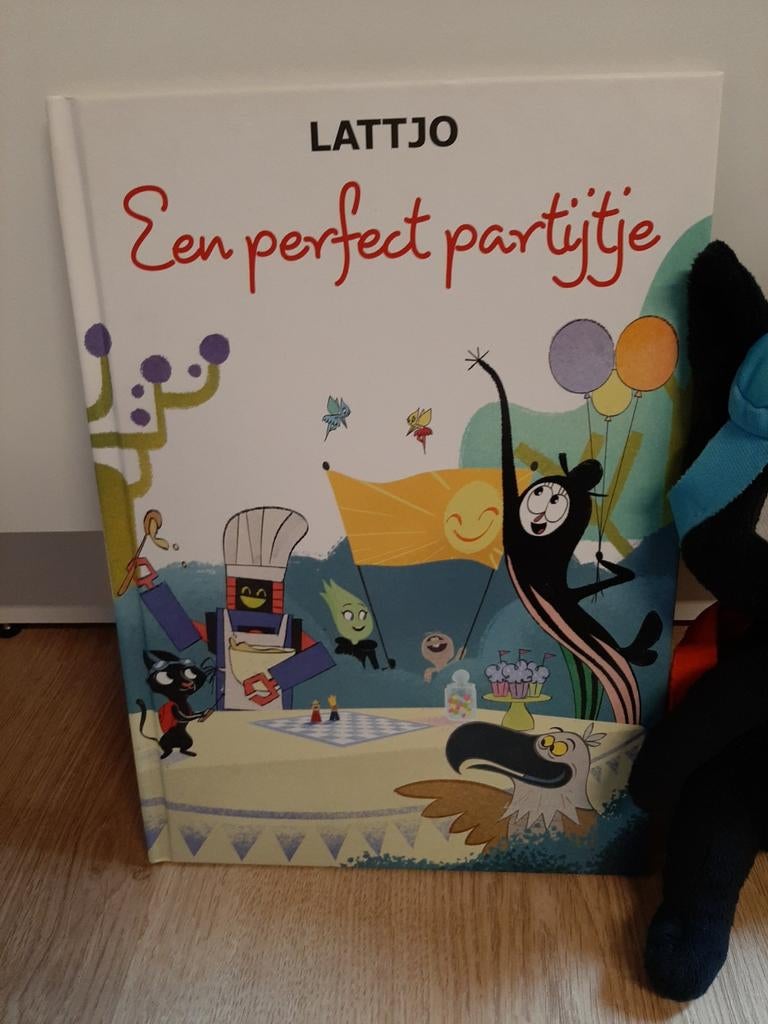 IKEA kat parachutist knuffel met boek lattjo, Ophalen of Verzenden