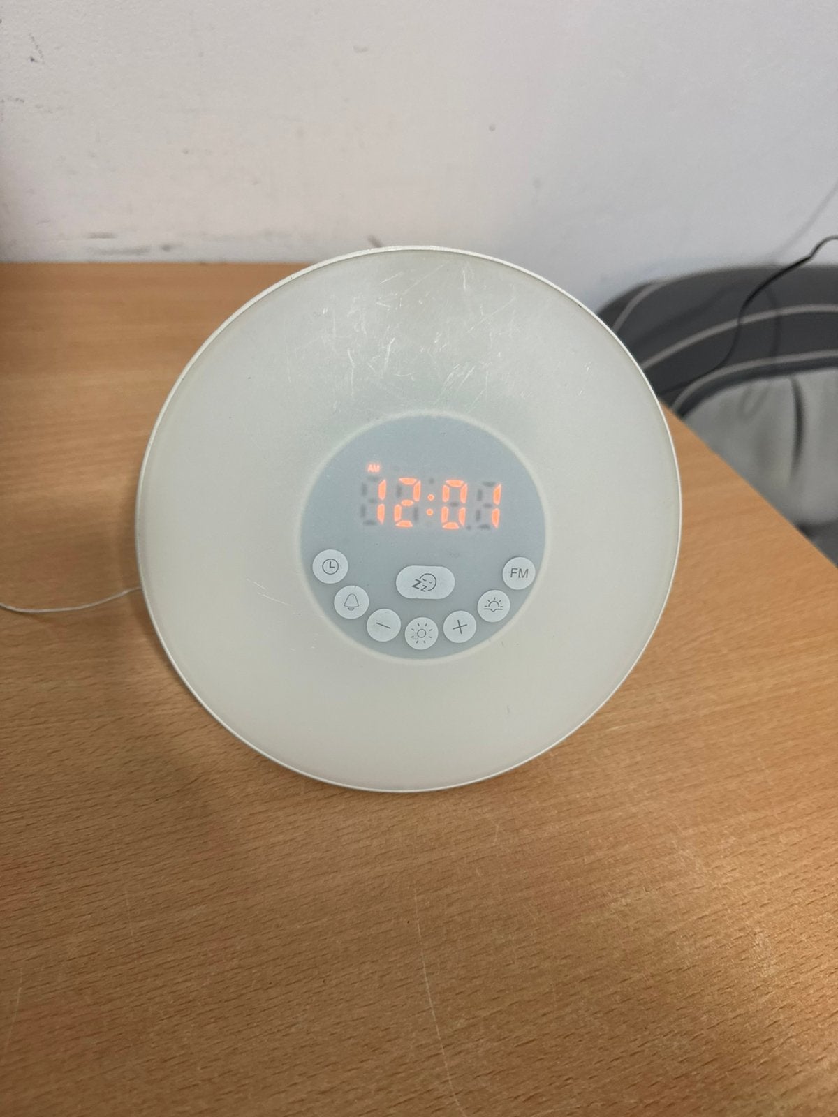 RGB Digitaal Wekkerradio Nachtlamp Nikkei + Adapter, Ophalen of Verzenden, Gebruikt, Digitaal