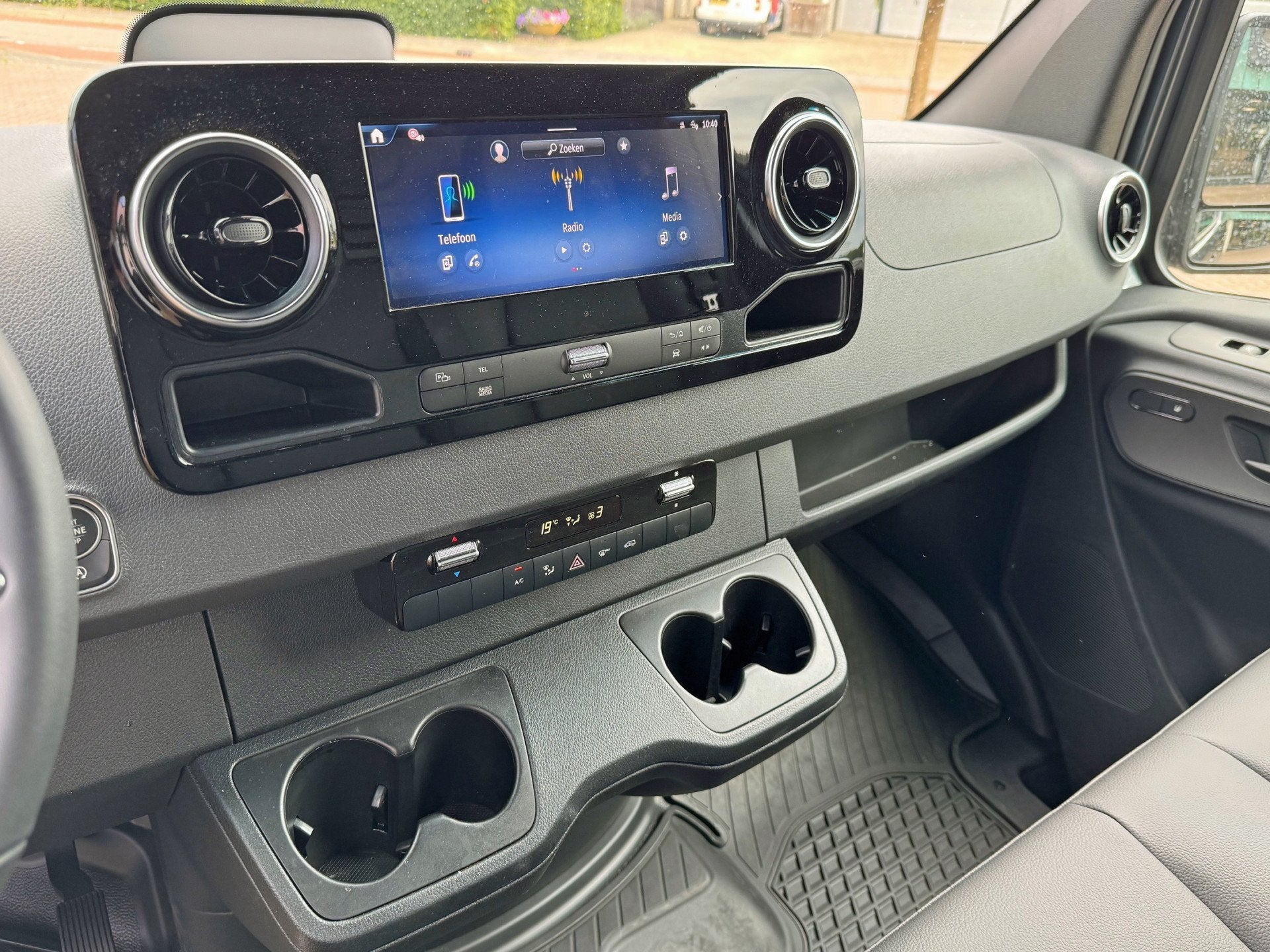 Mercedes-Benz Sprinter 319 L3H2 2x Schuifdeur BPM vrij Distr, Automaat, 12 maanden, Achterwielaandrijving, Gebruikt