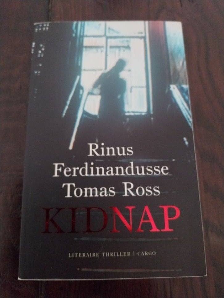 LINDA VAN RIJN / TOMAS ROSS, Ophalen of Verzenden, Zo goed als nieuw