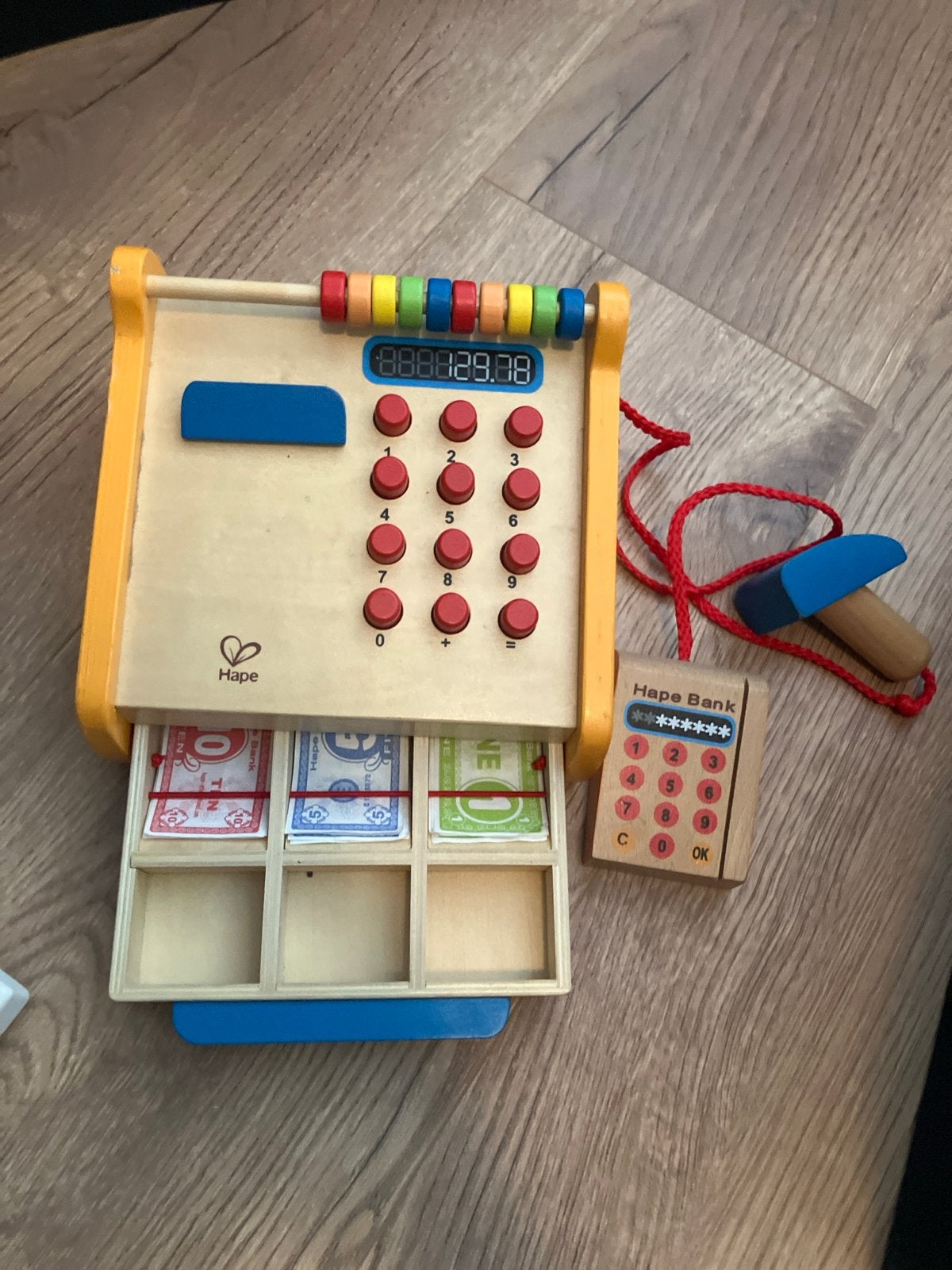 Hape houten kassa met accessoires, Ophalen, Gebruikt, Rekenen