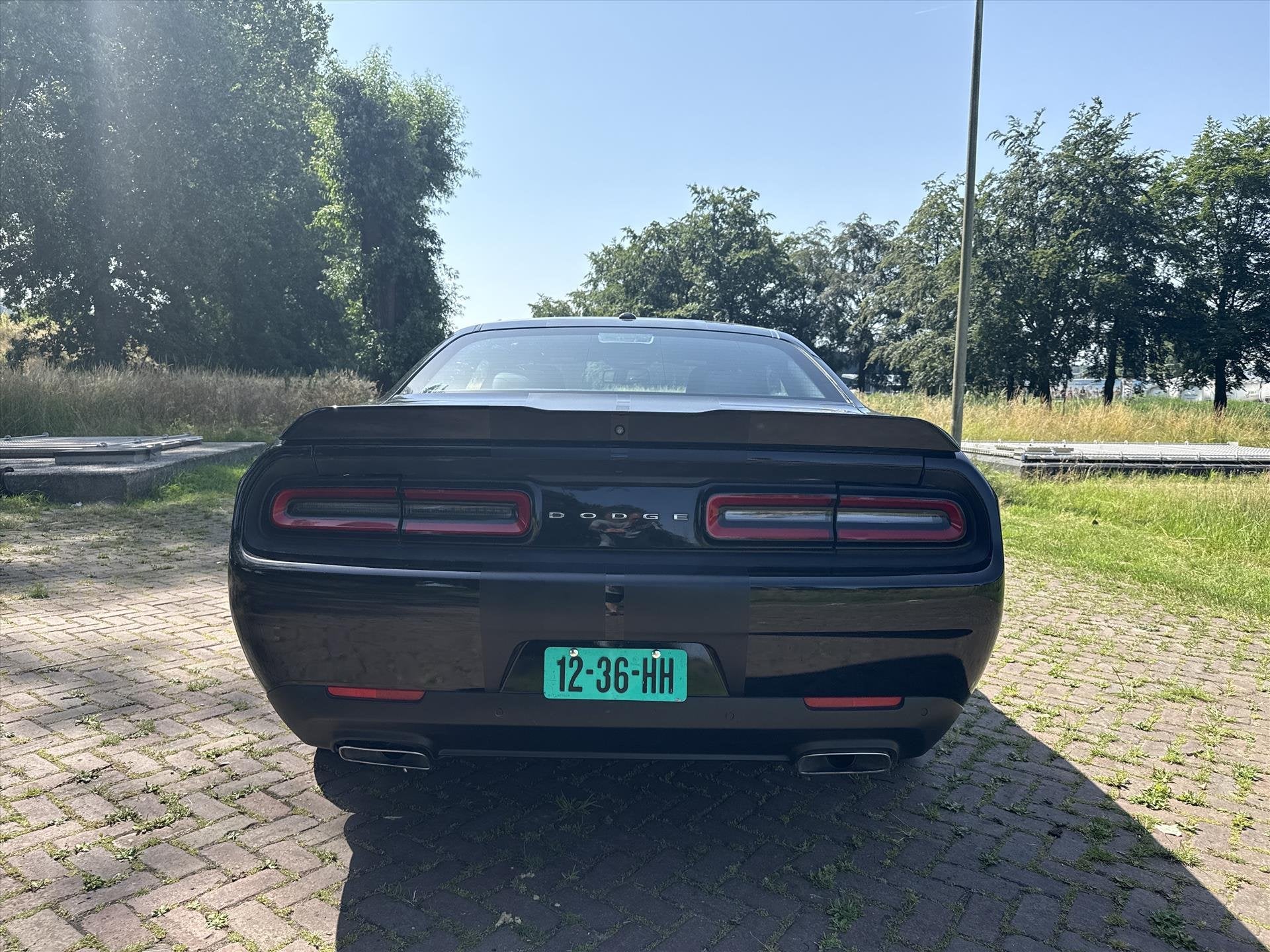Dodge Challenger COUPE HEMI R\T DE PRIJS IS EX BTW, Auto's, Automaat, Dealer onderhouden, Gebruikt, Zwart
