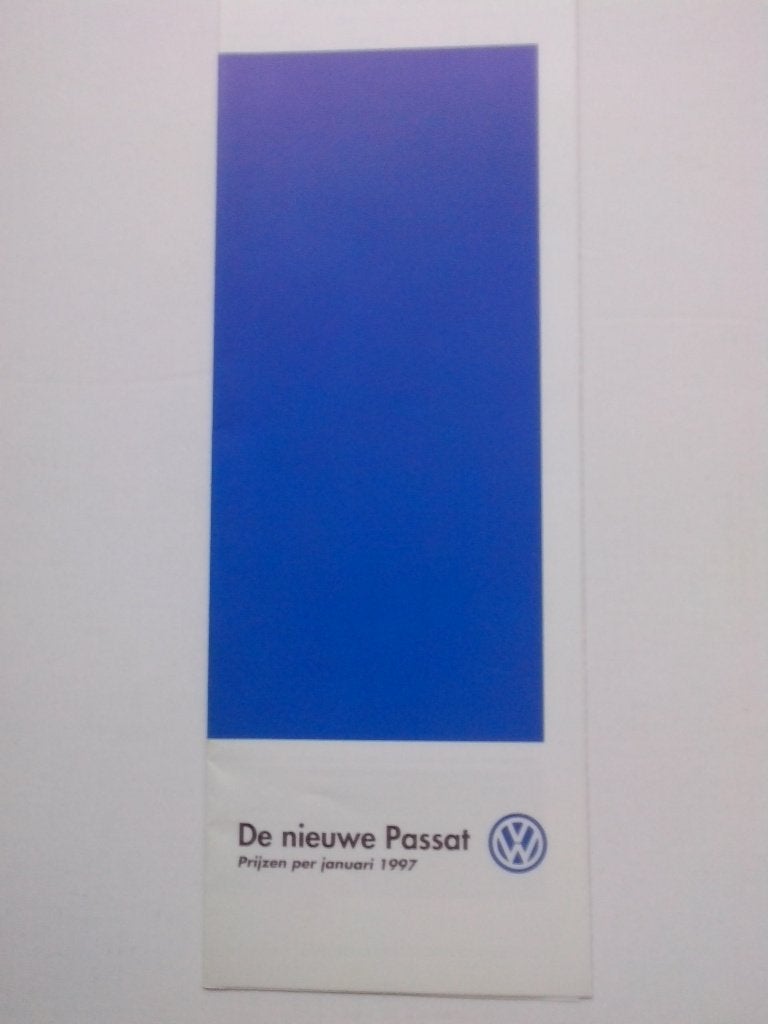 2x Volkswagen Golf R 2017 + Passat prijs brochures folders, Ophalen of Verzenden, Zo goed als nieuw, Volkswagen