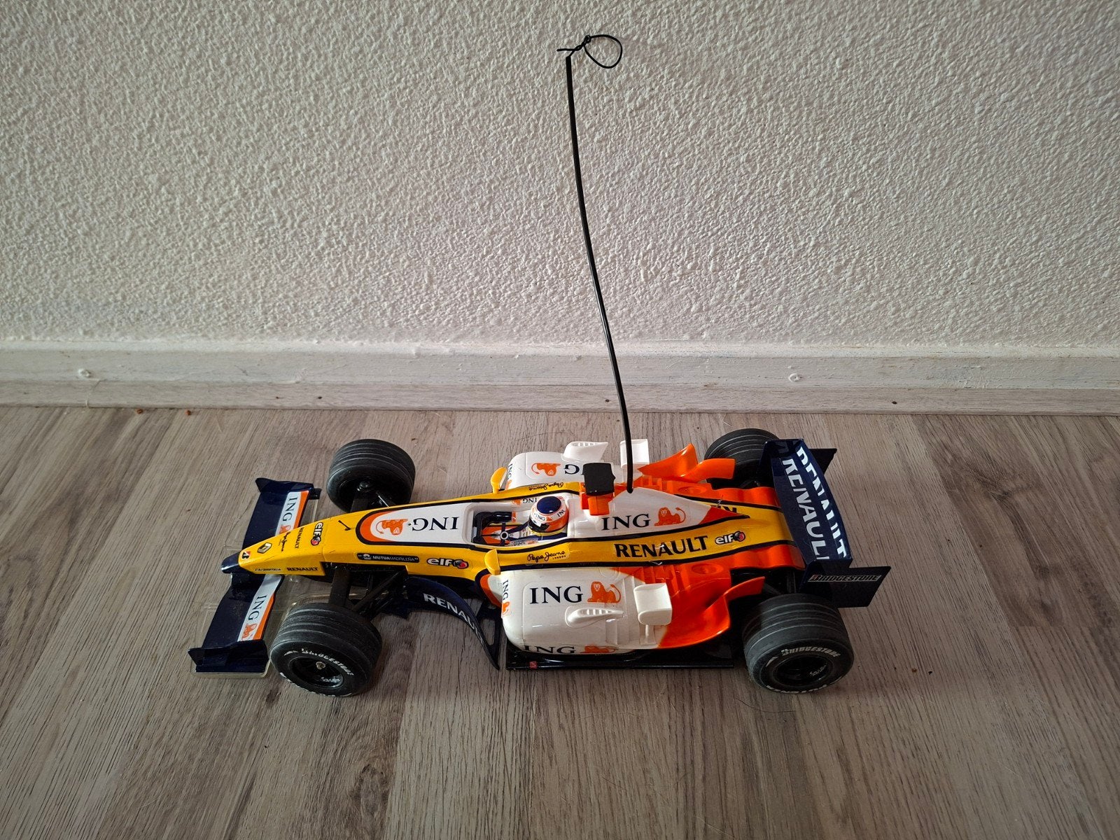 Nikko RC Formule 1 Auto met Accu en Oplader, Elektro, Gebruikt, Ophalen of Verzenden, Auto onroad