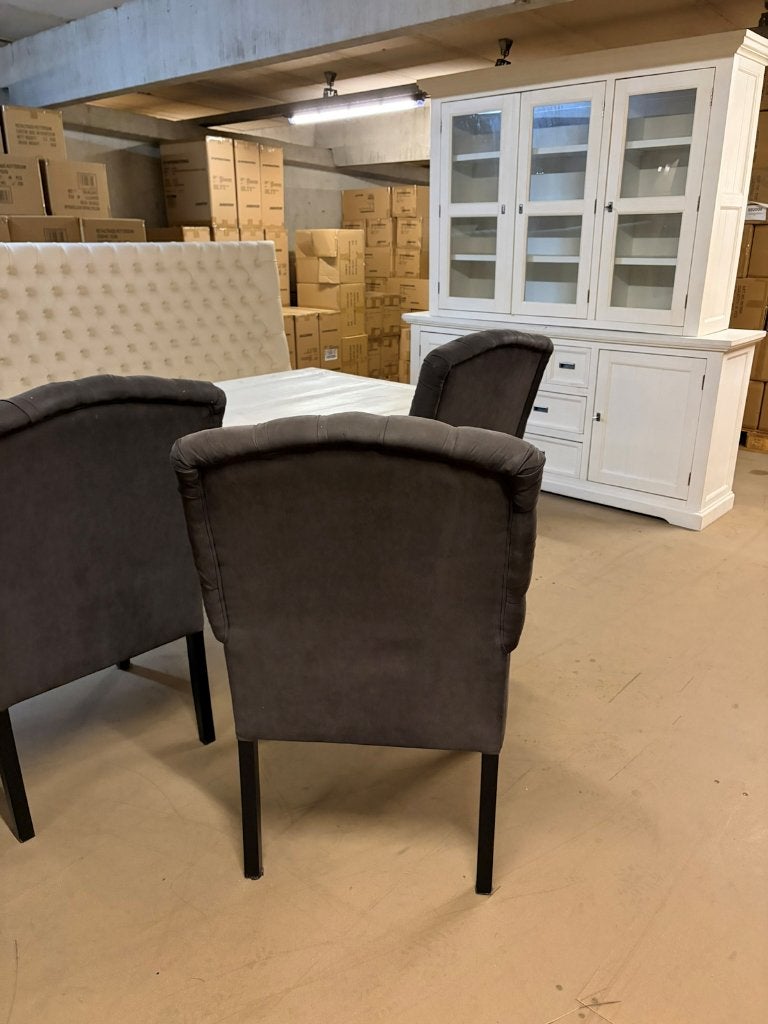 Foto 17 van Complete XL Eetkamerset: Tafel, Bank, Buffetkast & 4 Stoelen