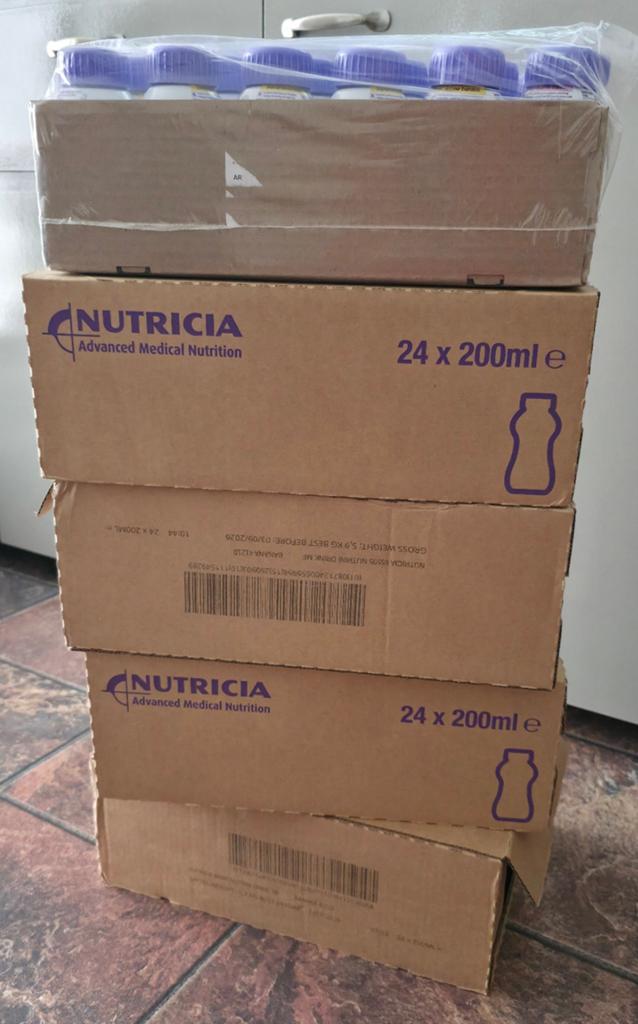 5 dozen Nutricia bijvoeding, Ophalen