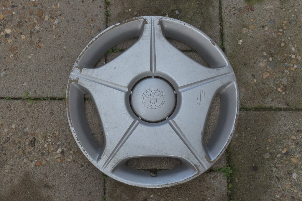 1 losse originele wieldop Toyota Previa en Hiace 15 inch, Ophalen of Verzenden, Gebruikt