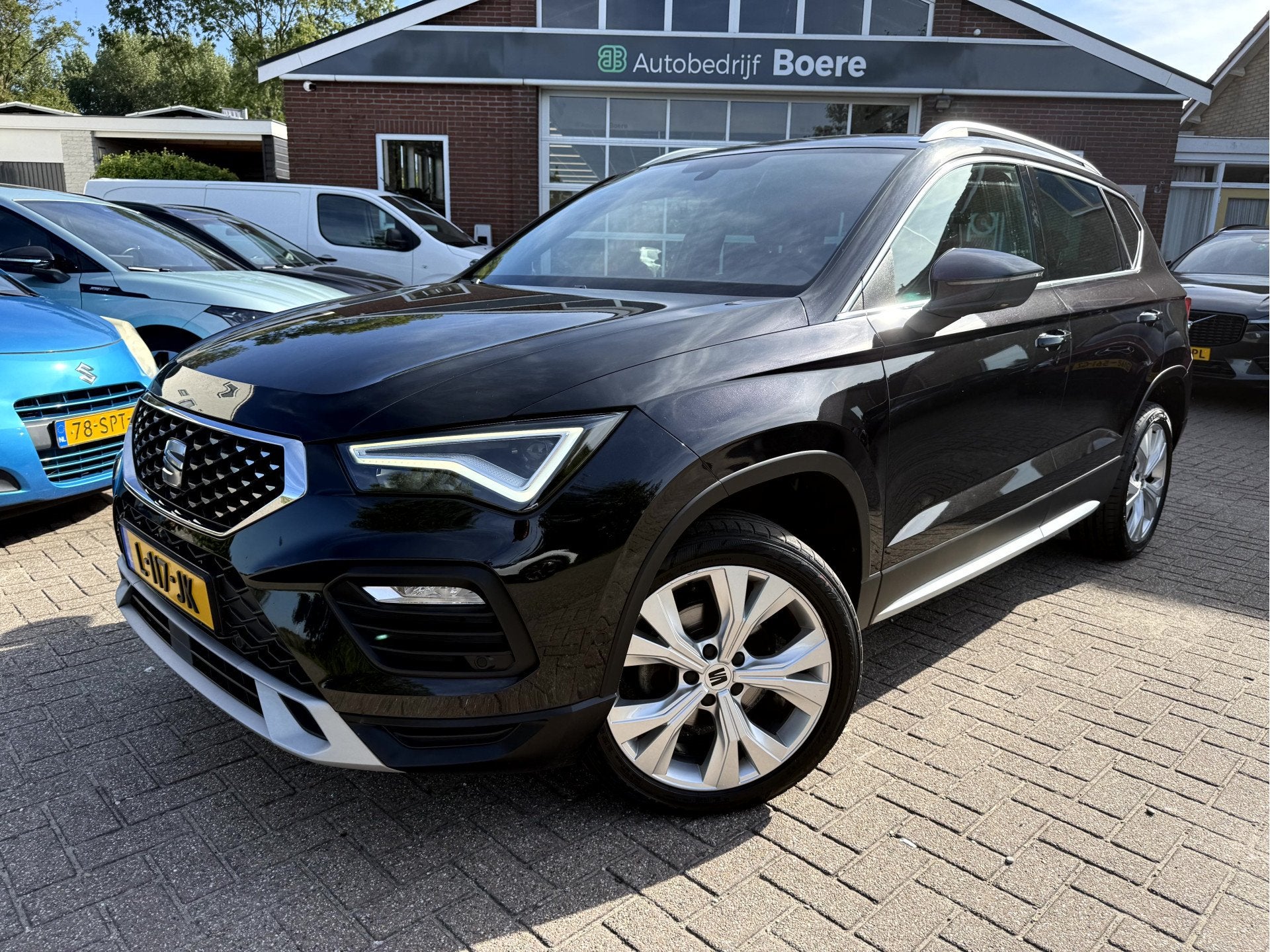 SEAT Ateca 1.5 TSI 150pk Xperience Business Intense App Conn, Auto's, Seat, Voorwielaandrijving, Dealer onderhouden, 1300 kg, 4 cilinders