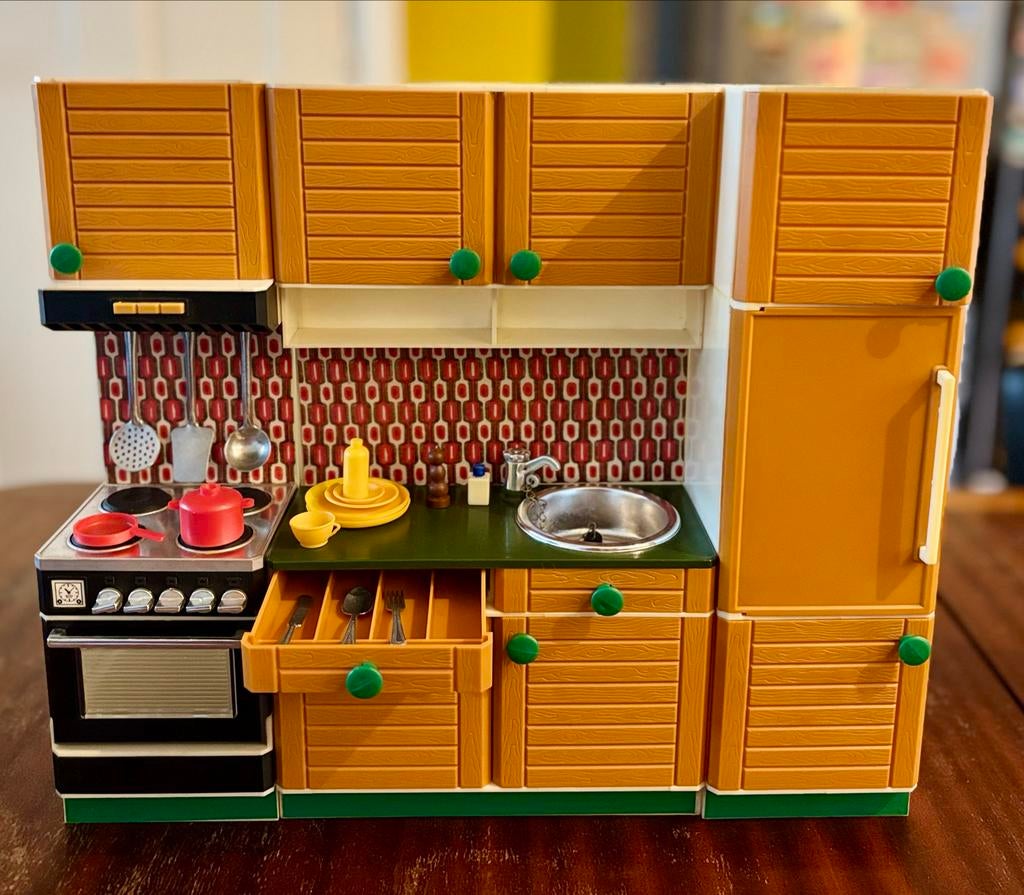 Vintage Keuken voor (Barbie / Sindy) poppen - Jaren '70, Ophalen of Verzenden, Gebruikt, Toebehoren