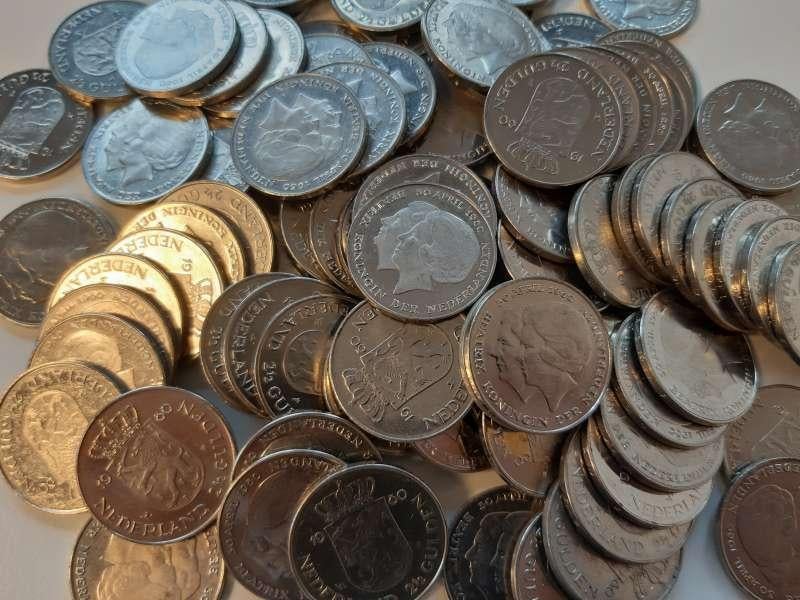 500 gram 2,5 Gulden 1980 Dubbelkop Nederland, Postzegels en Munten, Ophalen of Verzenden, Koningin Juliana, Overige waardes, Setje