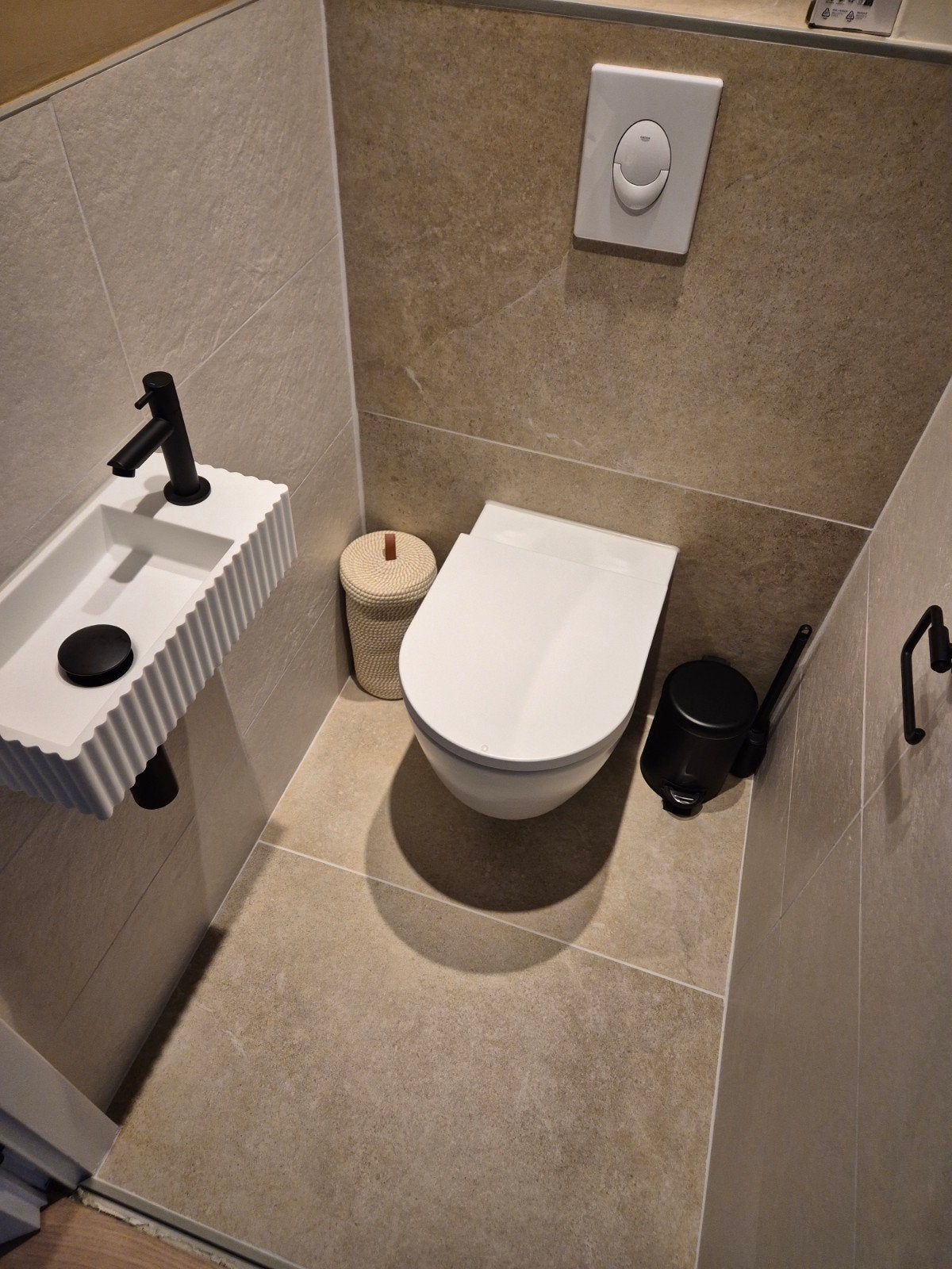 Complete keramische tegels set!, Doe-het-zelf en Verbouw, Ophalen, 60 cm of meer, Nieuw, 5 tot 10 m²
