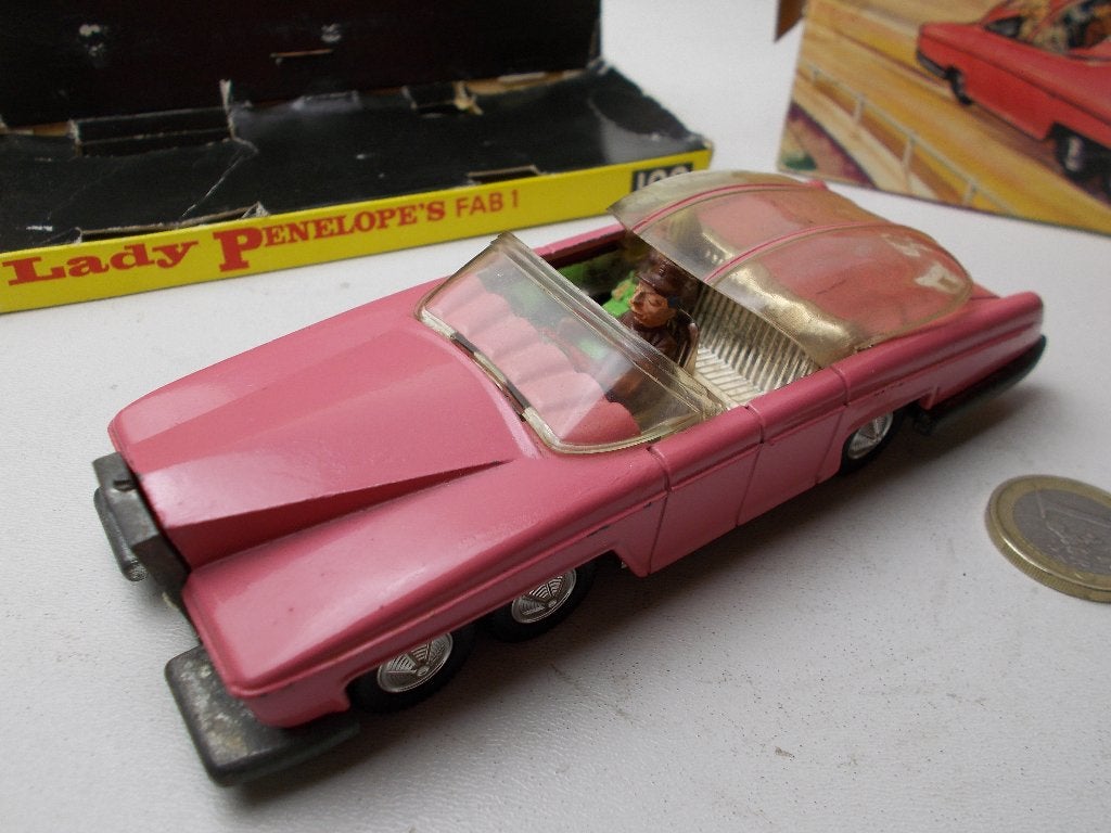 1966 Dinky Toys 100 LADY PENELOPE'S FAB 1 +ORIGINELE DOOSJES, Hobby en Vrije tijd, Ophalen of Verzenden, Zo goed als nieuw, Auto