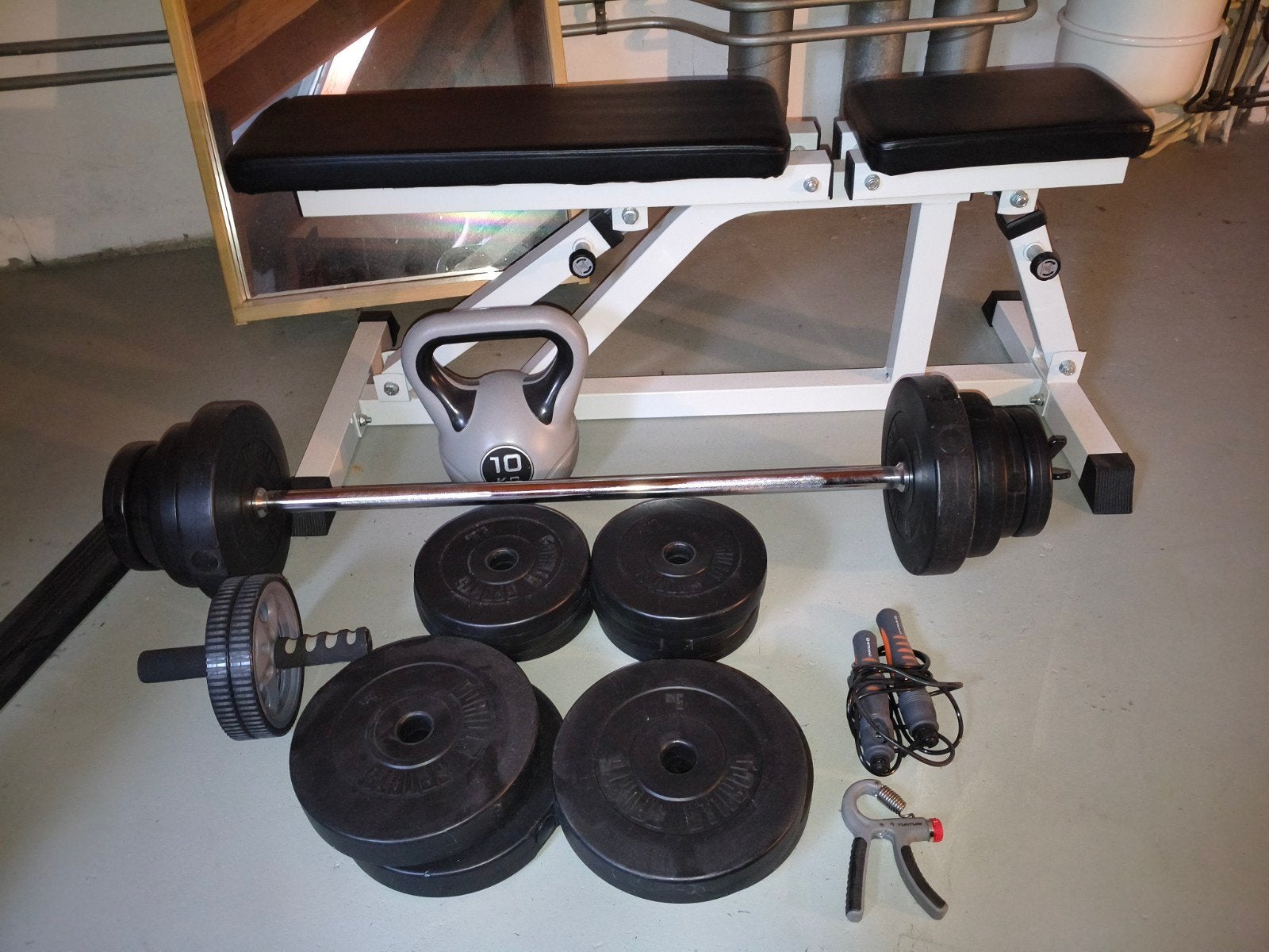 Lage stang plastic schijven verstelbaar bankje voor zit en l, Sport en Fitness, Ophalen, Zo goed als nieuw, Fitnessbank