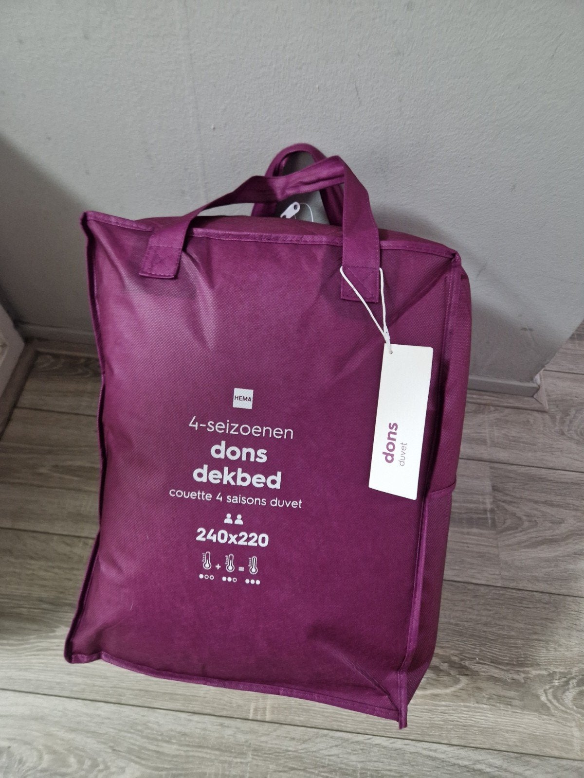 Nieuw HEMA 4-seizoenen dons dekbed 240x220, Ophalen of Verzenden, Nieuw, Hema, Deken of Dekbed