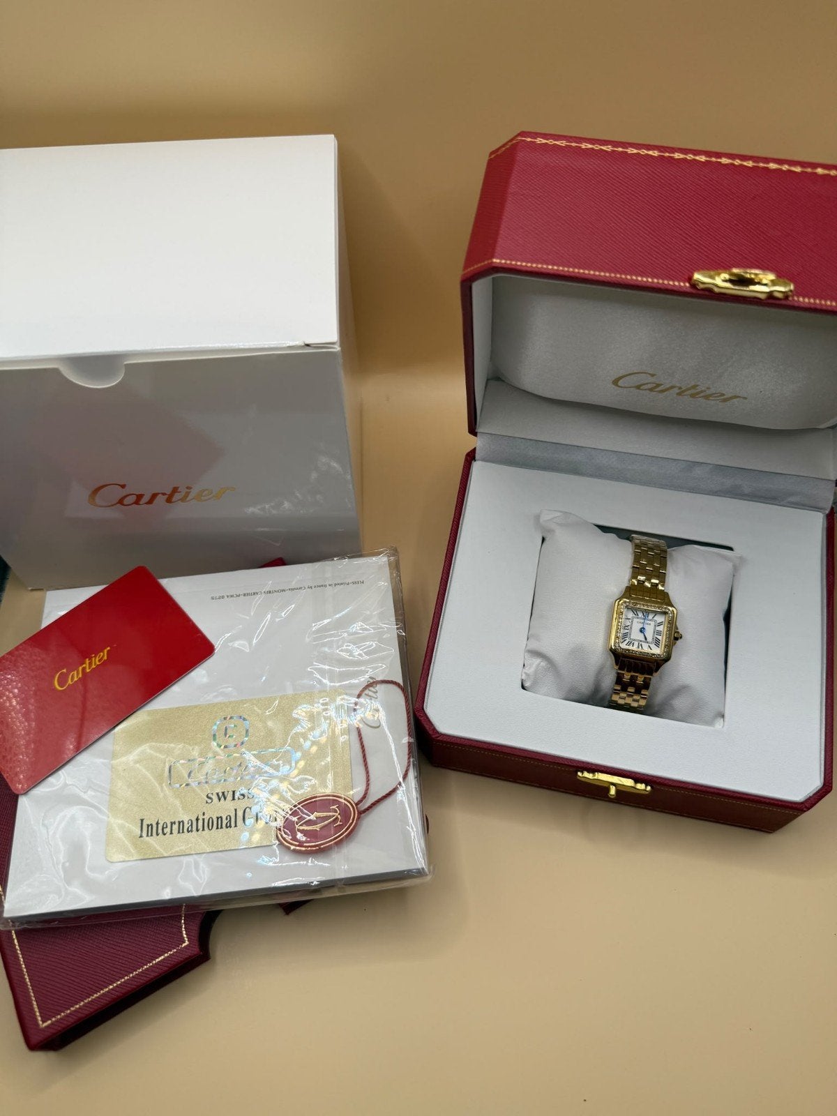 Cartier Dames Horloge - Elegant en Tijdloos, Overige merken, Polshorloge, Nieuw, Ophalen of Verzenden