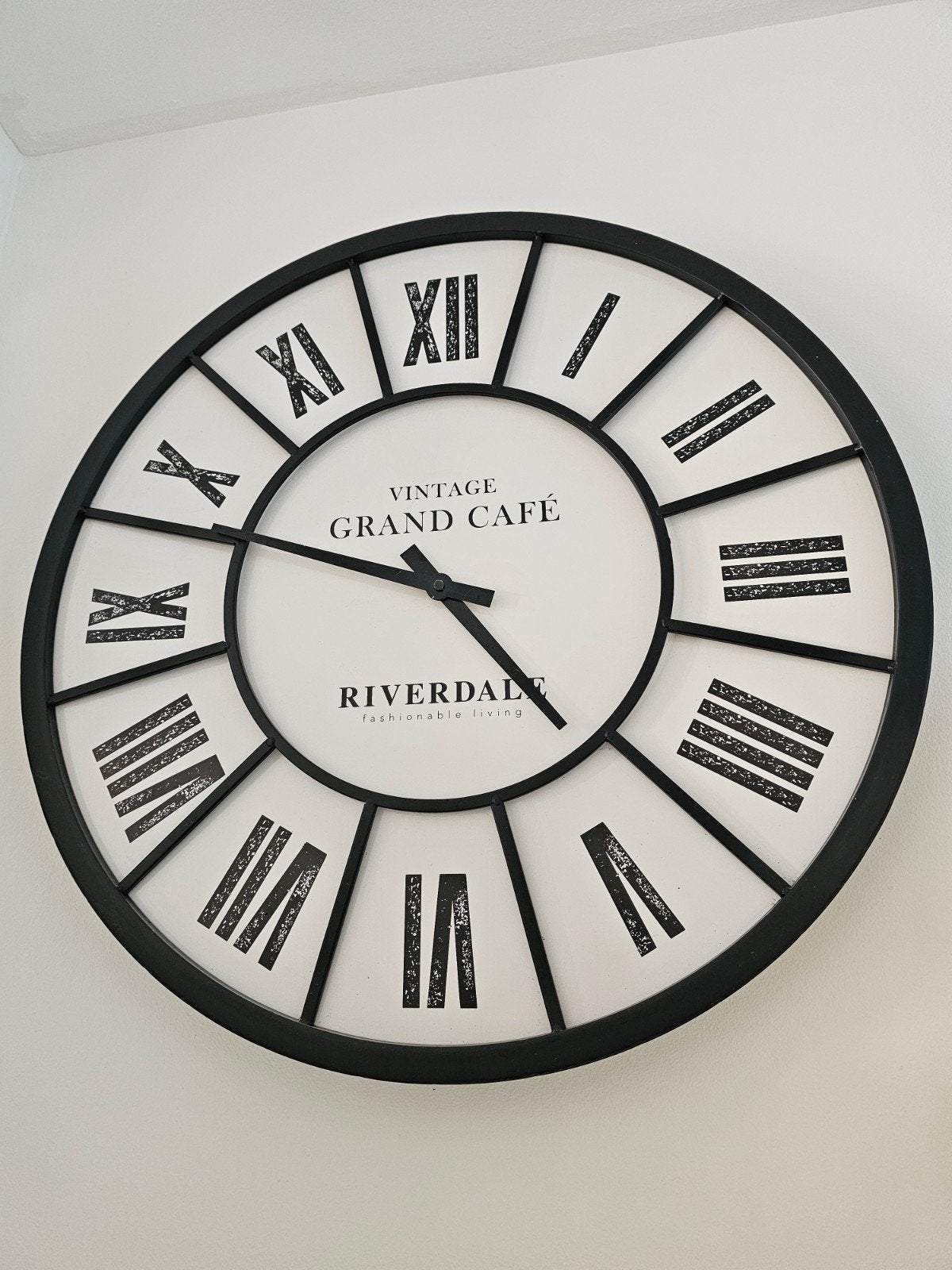 Riverdale Wandklok - Vintage Grand Café - Zwart/Wit, Ophalen