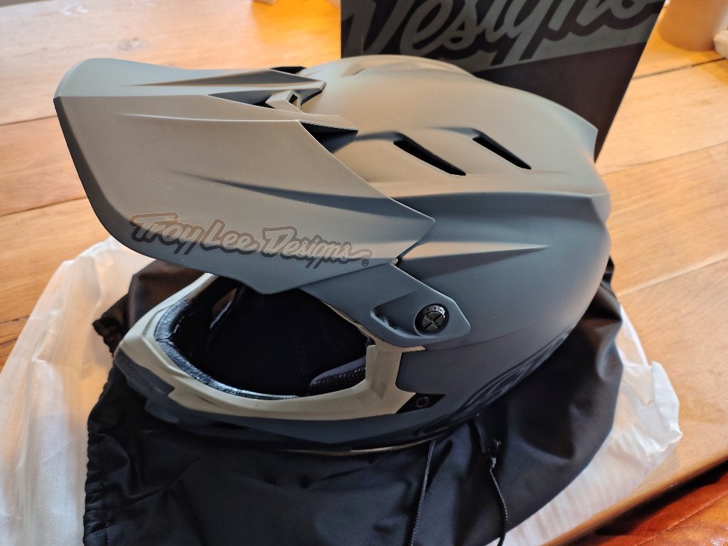 Troy Lee Designs D4 Composite BMX Downhill L Stealth Gray, Troy Lee Designs, Troy Leee, Nieuw, Ophalen of Verzenden