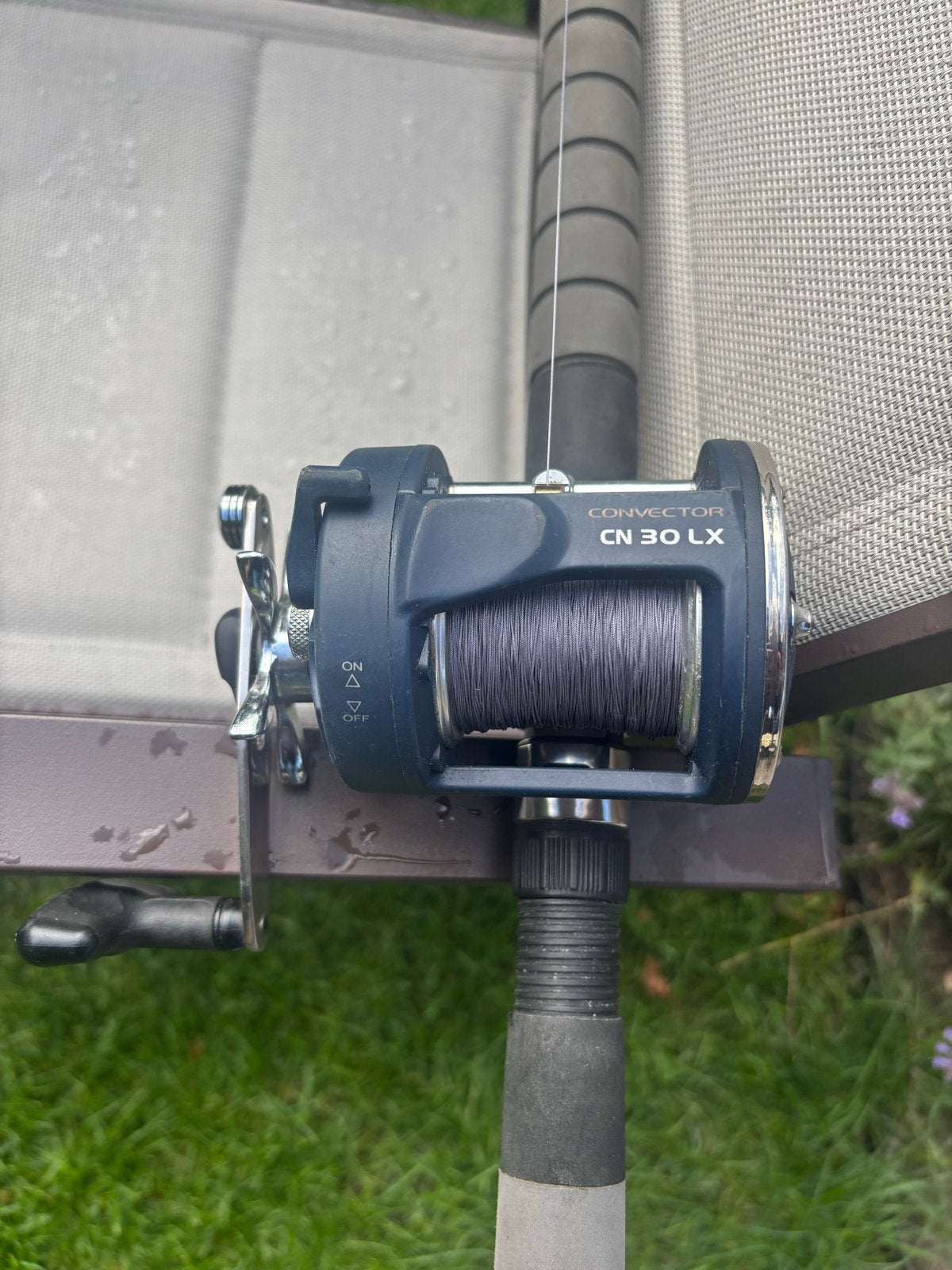 Boothengel met Okuma reel - Zo goed als nieuw, Watersport en Boten, Ophalen of Verzenden, Zo goed als nieuw, Complete hengel