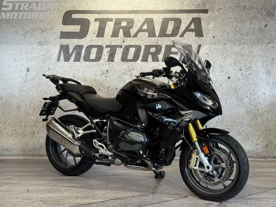 BMW R 1250 RS Triple Black (bj 2023), Motoren, 2 cilinders, Bedrijf, Onbekend, Sport