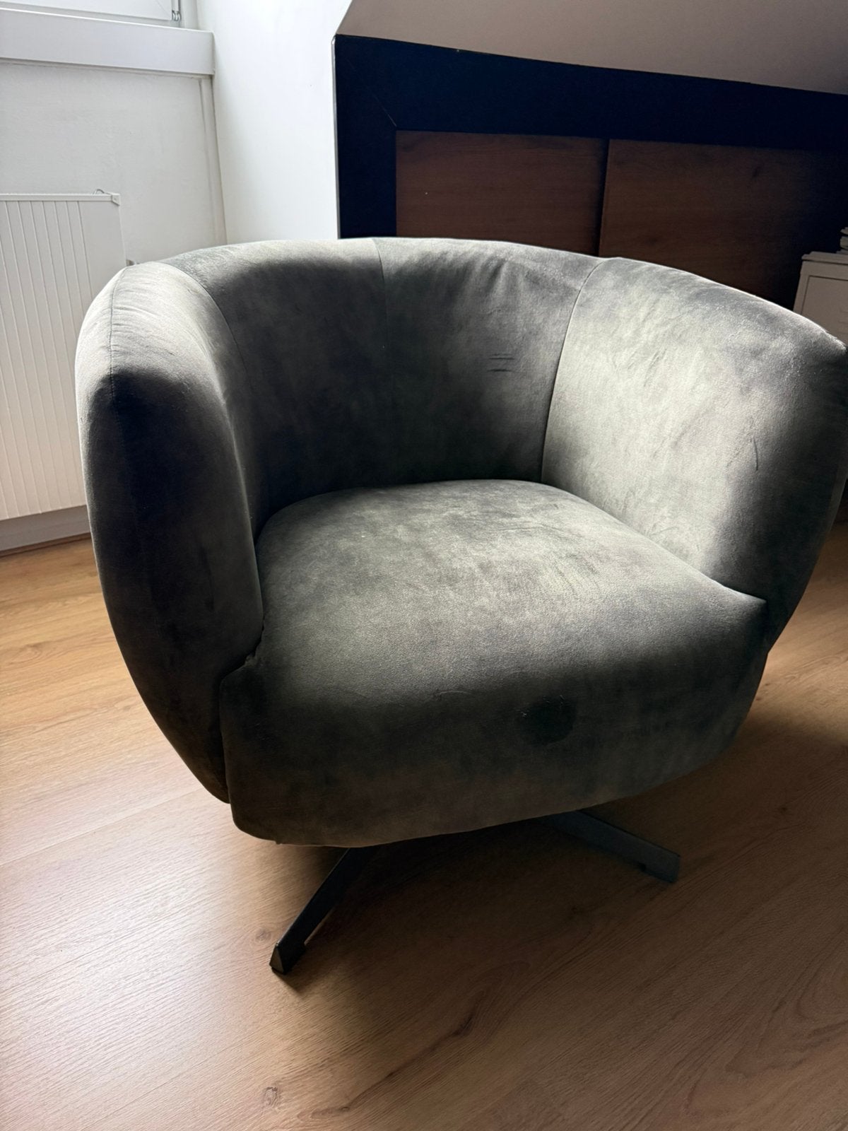 Prachtige By-boo fauteuil kleur hunter met draaipoot, Huis en Inrichting, Fauteuils, Ophalen, Minder dan 75 cm, Zo goed als nieuw