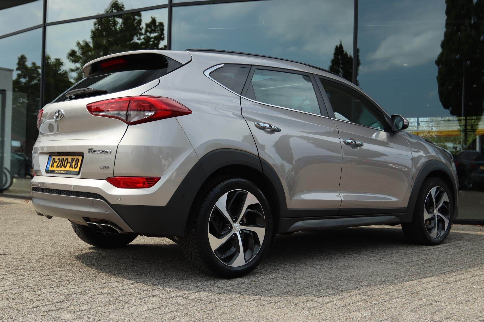 HYUNDAI TUCSON 1.6 T-GDi PREMIUM 4WD AUT. | PANO | CAMERA |, Auto's, Hyundai, Automaat, Gebruikt, 4 cilinders, Leder