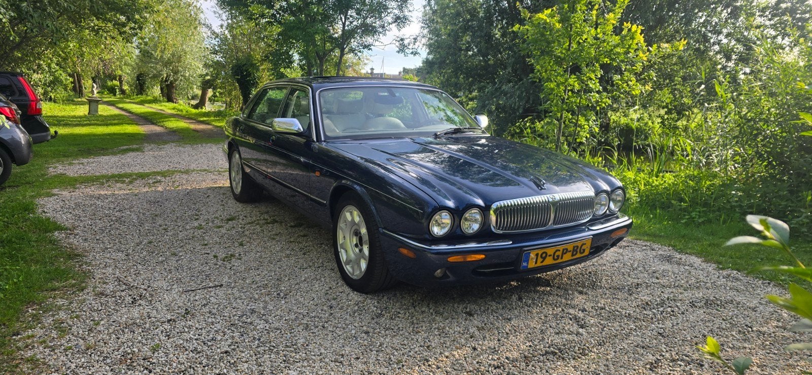 Daimler Super Eight 4.0 V8 LWB 2001 Blauw, Auto's, Overige Auto's, Automaat, Achterwielaandrijving, 1770 kg, Blauw