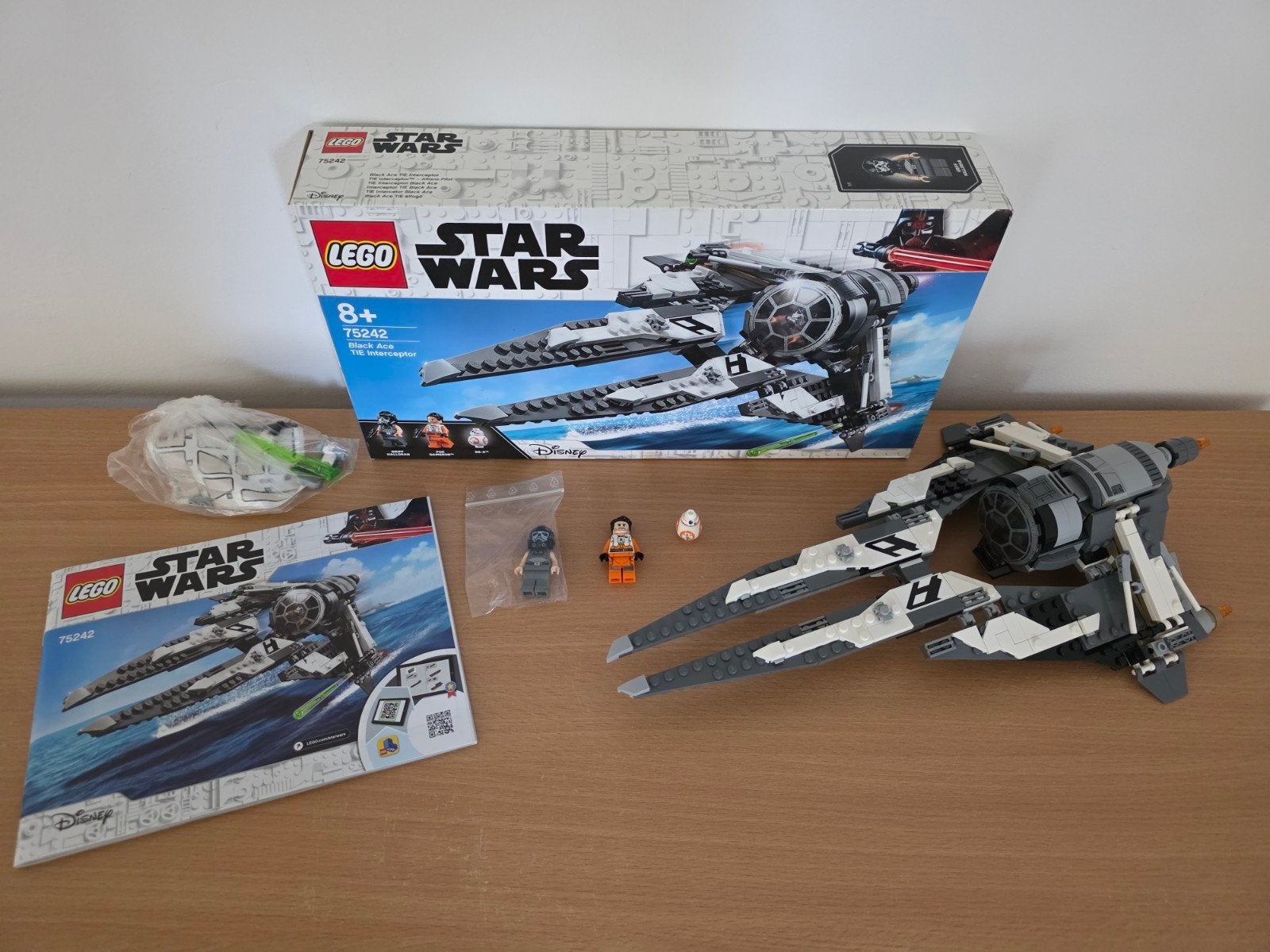 LEGO Star Wars | 75242 | Black Ace TIE Interceptor, Ophalen, Star Wars, Lego, Zo goed als nieuw